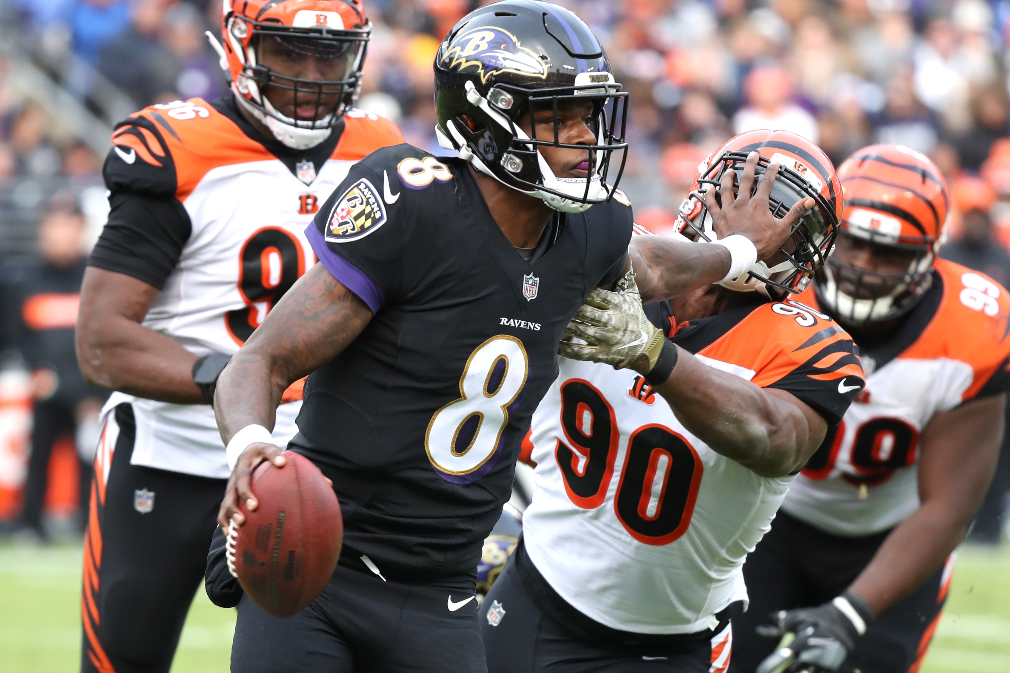 bet-nfl-week-5-sunday-night-football-staff-bets-player-props-spread-bets
