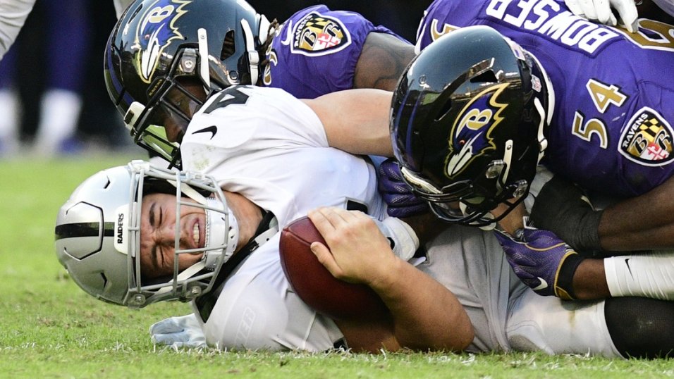 Jackson, Edwards help Ravens run to 34-17 victory over Raiders