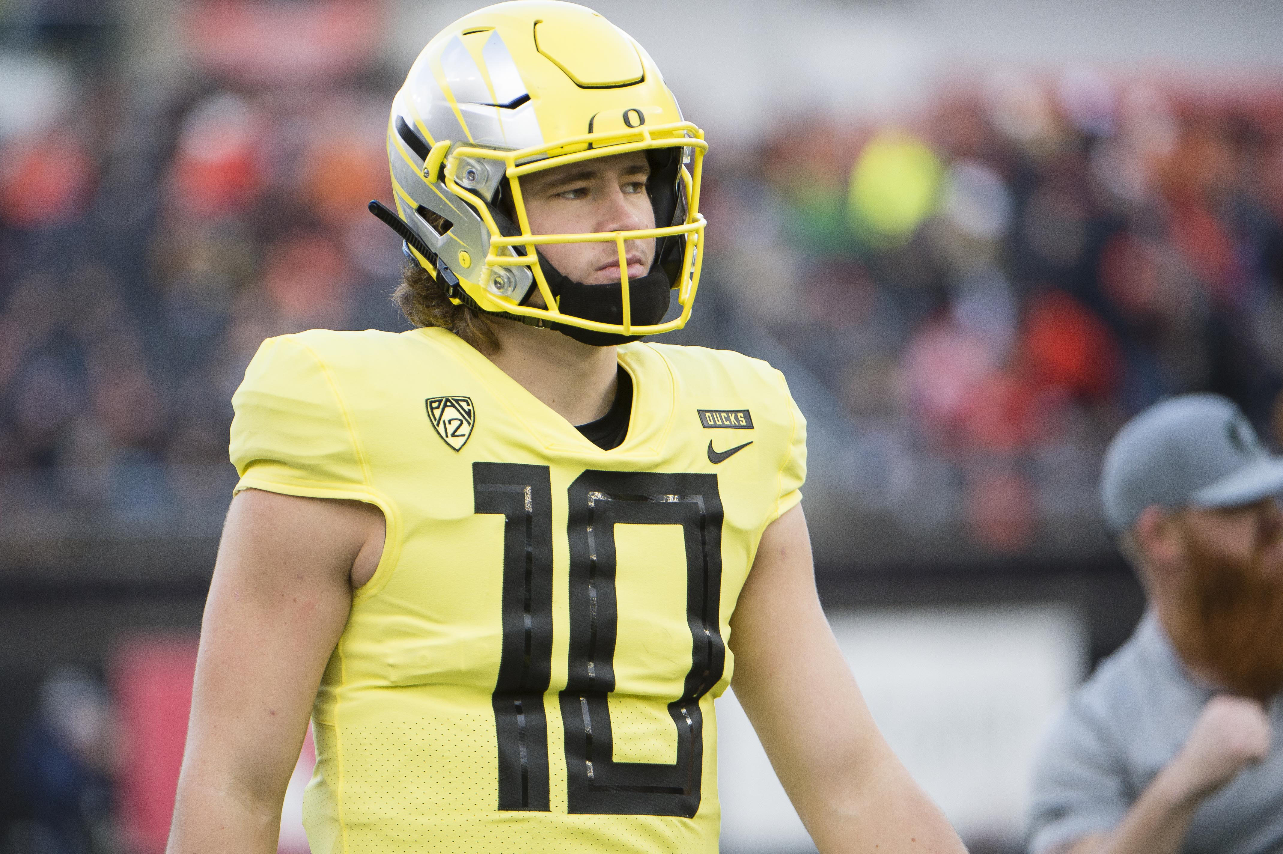 college-film-session-justin-herbert