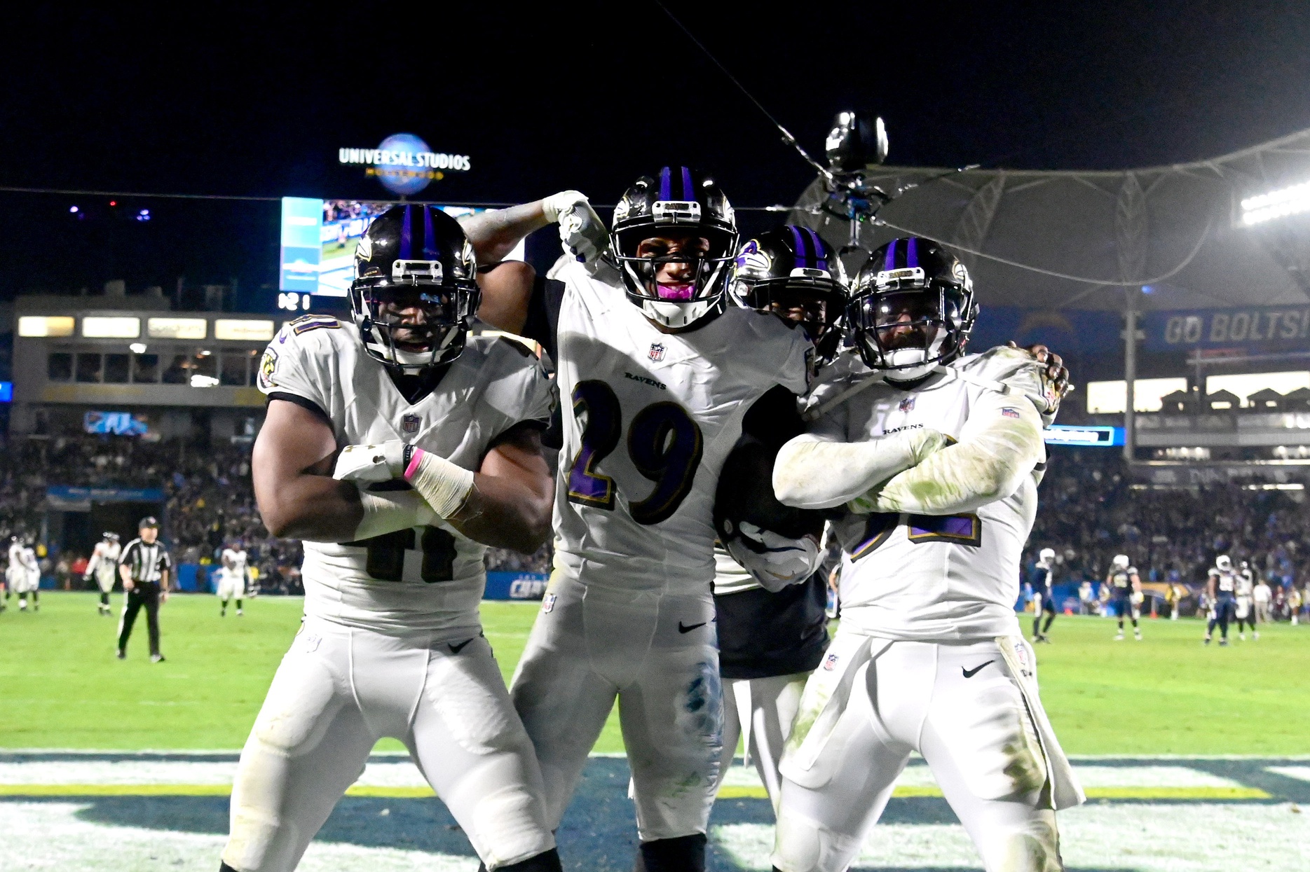 pro-ravens-defense-is-returning-form-with-its-youth-playing-well-above-expectation