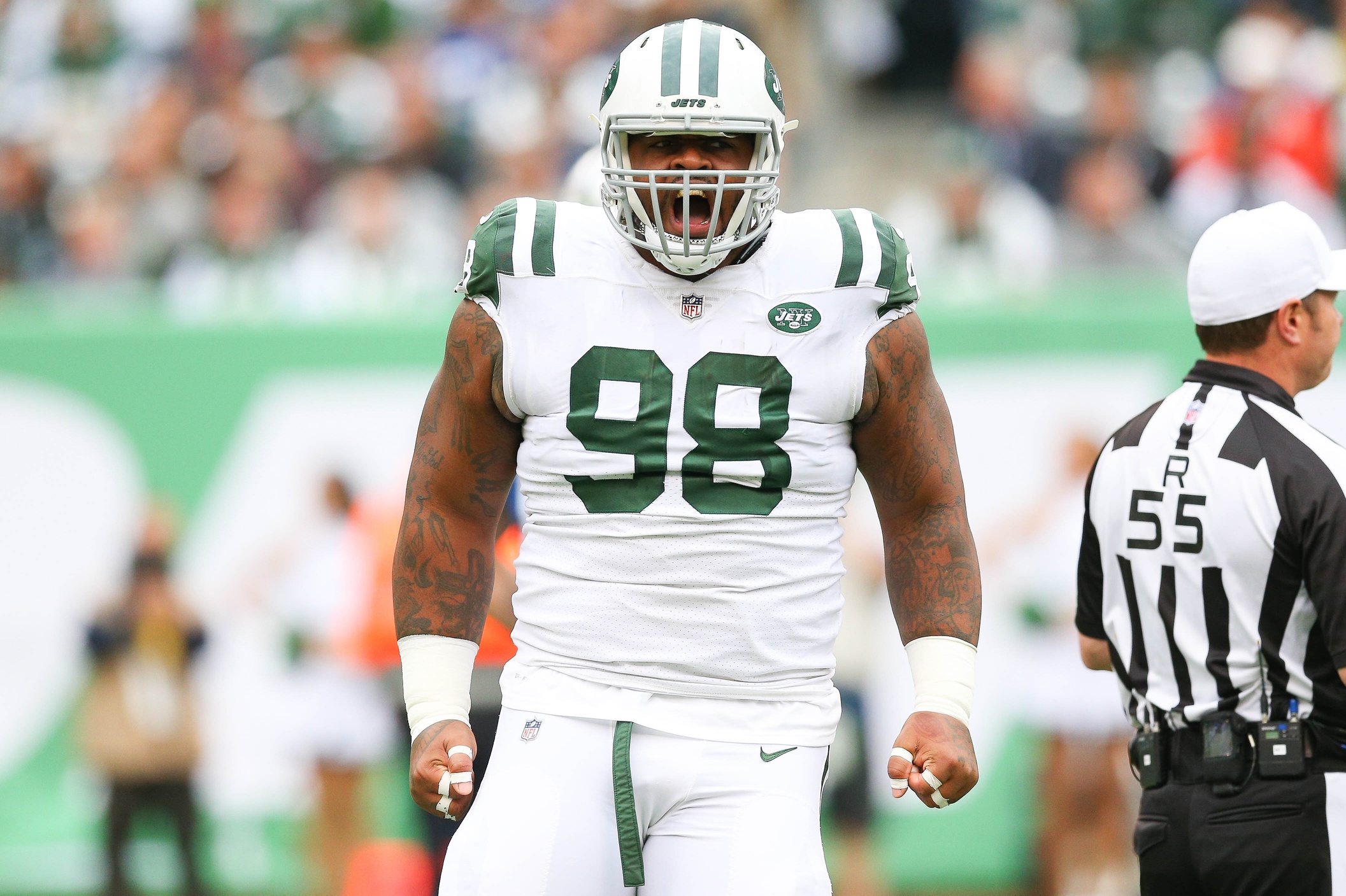 pro-henry-anderson-and-mike-pennel-stepped-up-for-the-jets-on-the-defensive-line