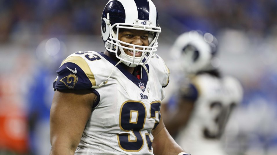 NFL free agency: Should Titans sign Ndamukong Suh?