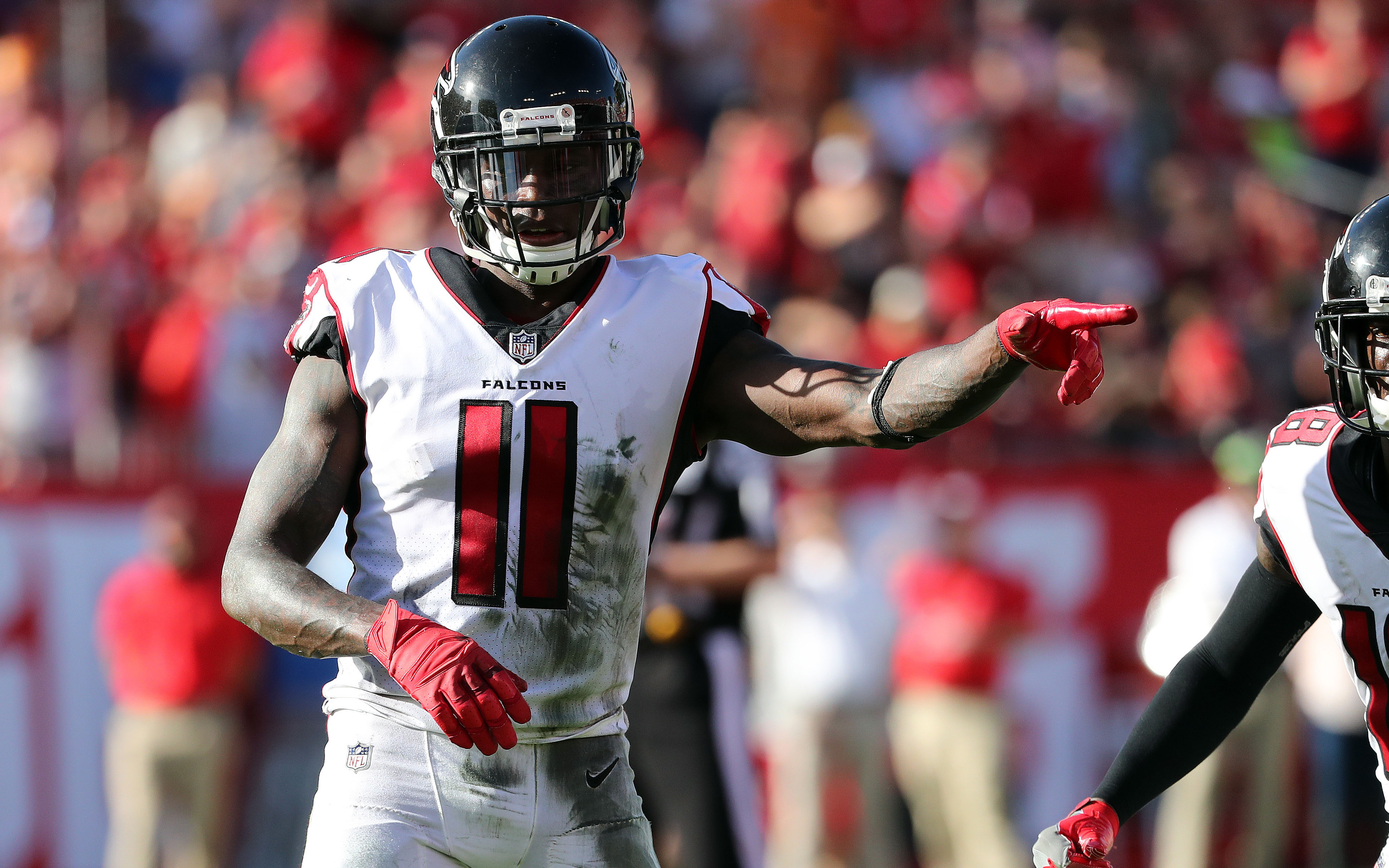 pro-julio-jones-powers-his-way-to-another-elite-overall-grade-further-establishing-himself-as-the-most-efficient-receiver-in-football