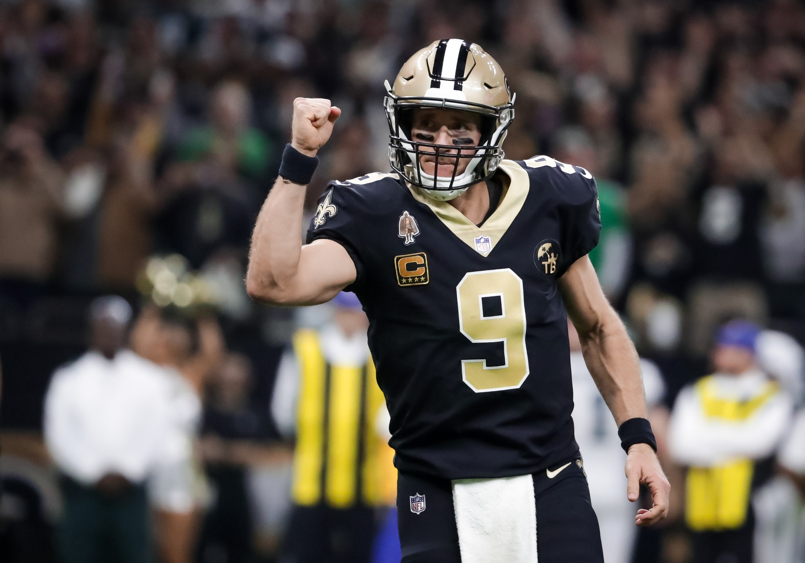 pro-how-we-at-pro-football-focus-grade-quarterbacks-at-the-nfl-and-fbs-level
