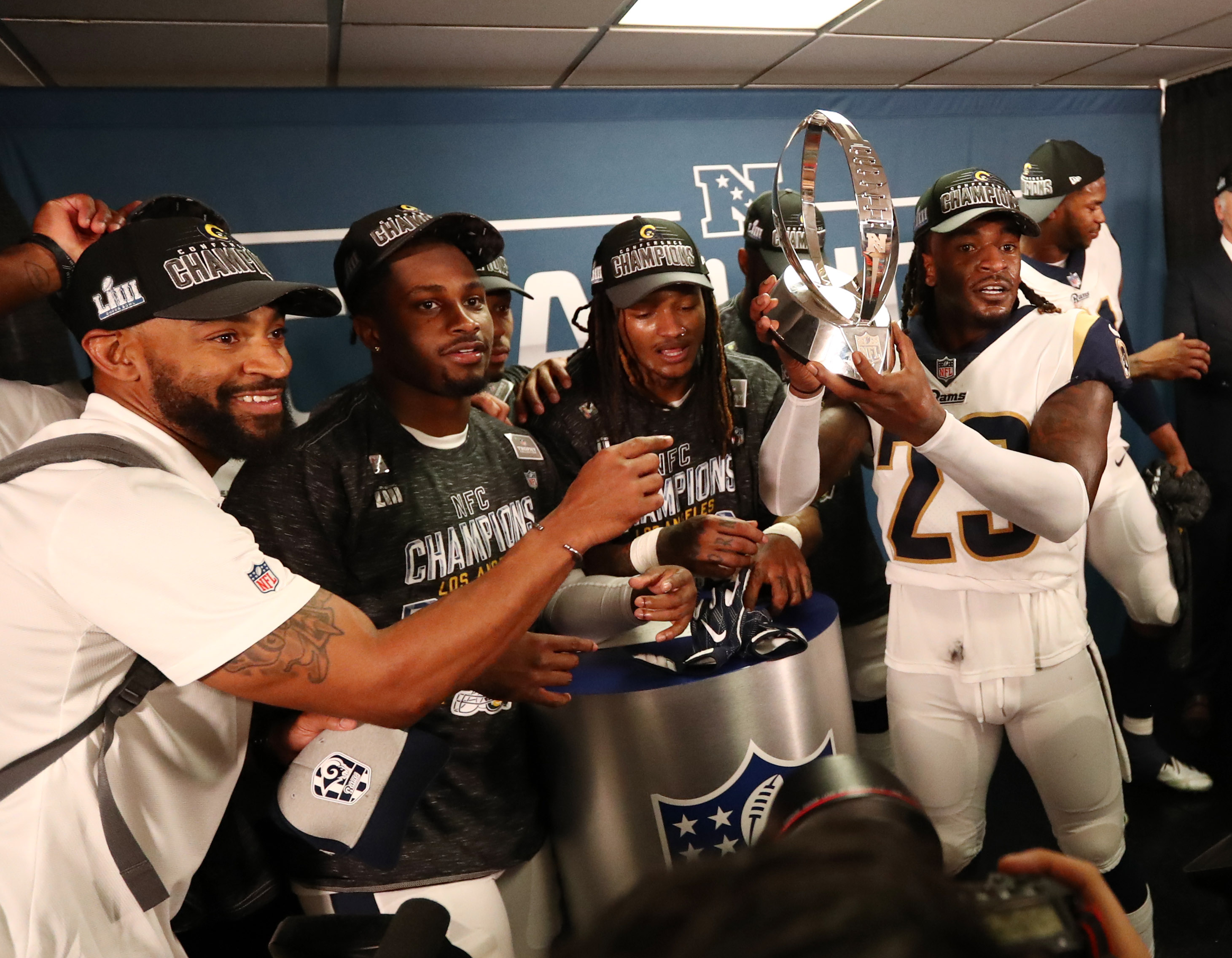 pro-relive-the-los-angeles-rams-super-bowl-run-with-pff