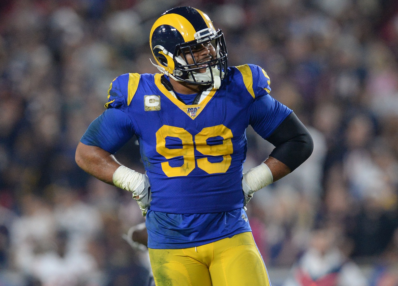 pro-signature-stats-spotlight-defensive-line