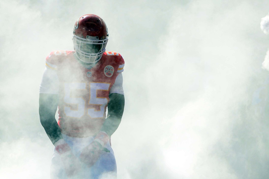 pro-chiefs-smart-to-trade-dee-ford-given-current-cap-situation-defensive-roster