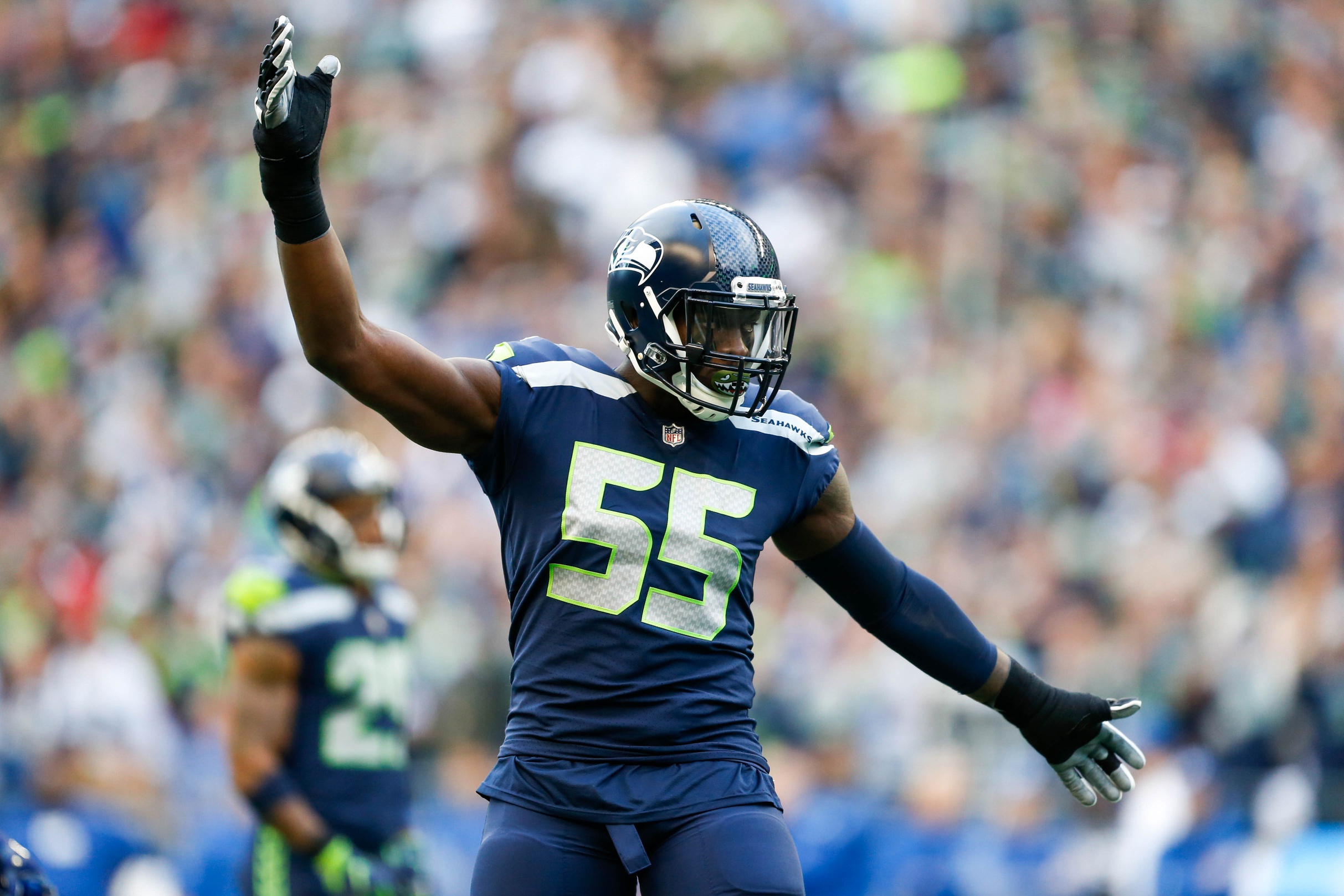 pro-seahawks-get-the-best-of-kansas-city-in-frank-clark-trade