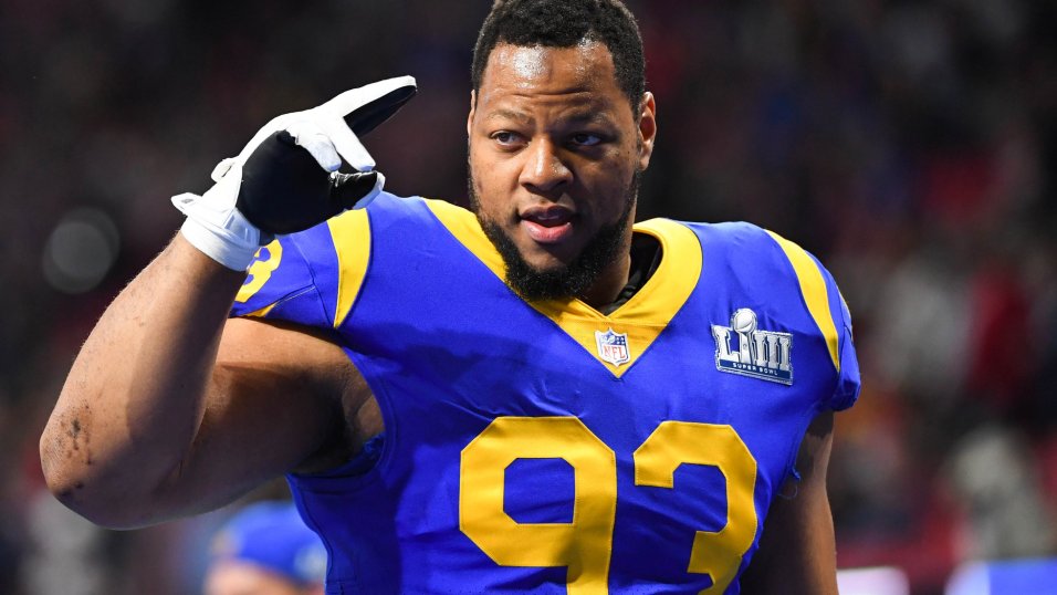 What Number is Ndamukong Suh?