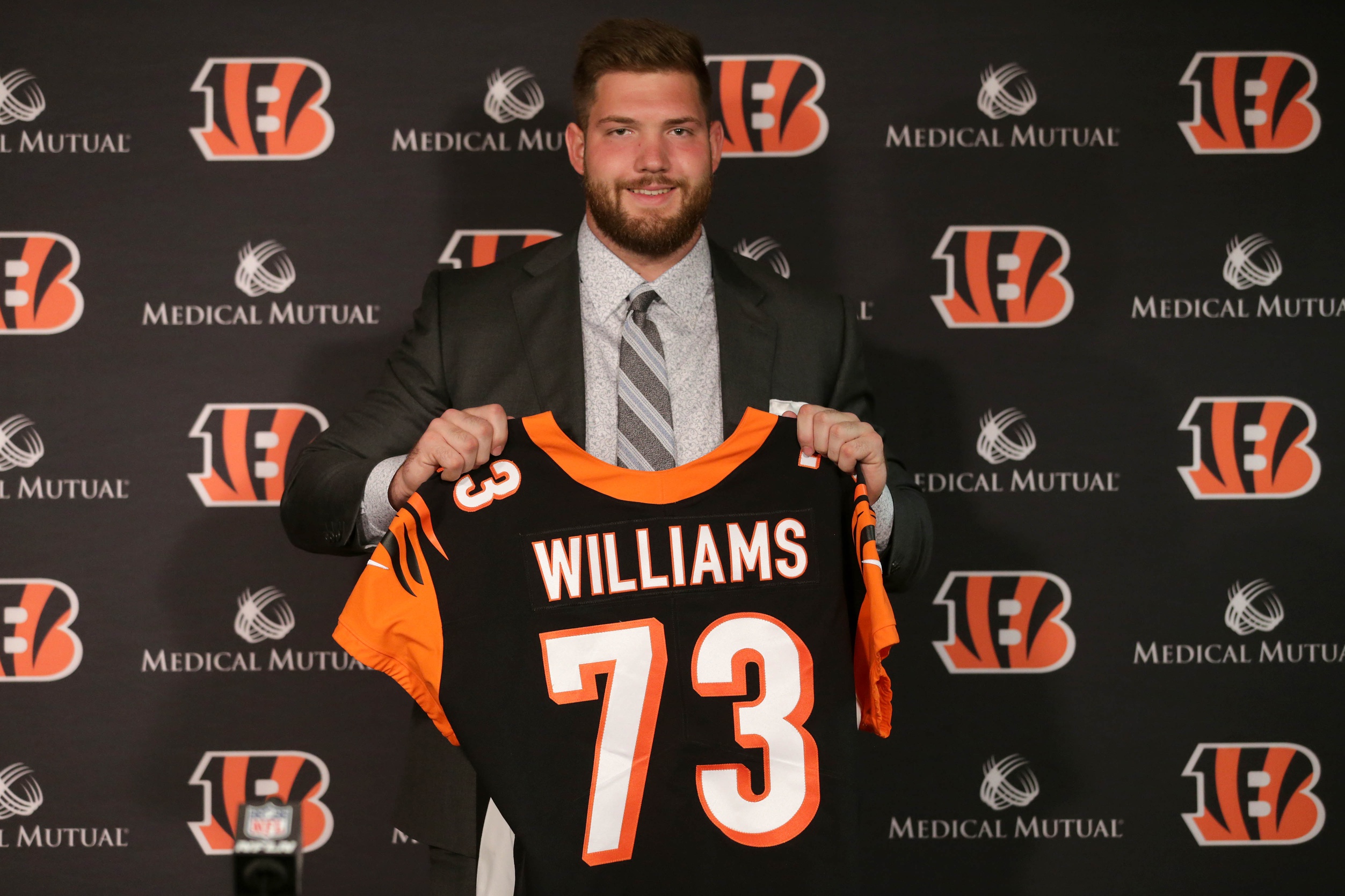pro-jonah-williams-is-out-for-the-2019-nfl-season-bengals-set-to-shuffle-the-offensive-line-once-again