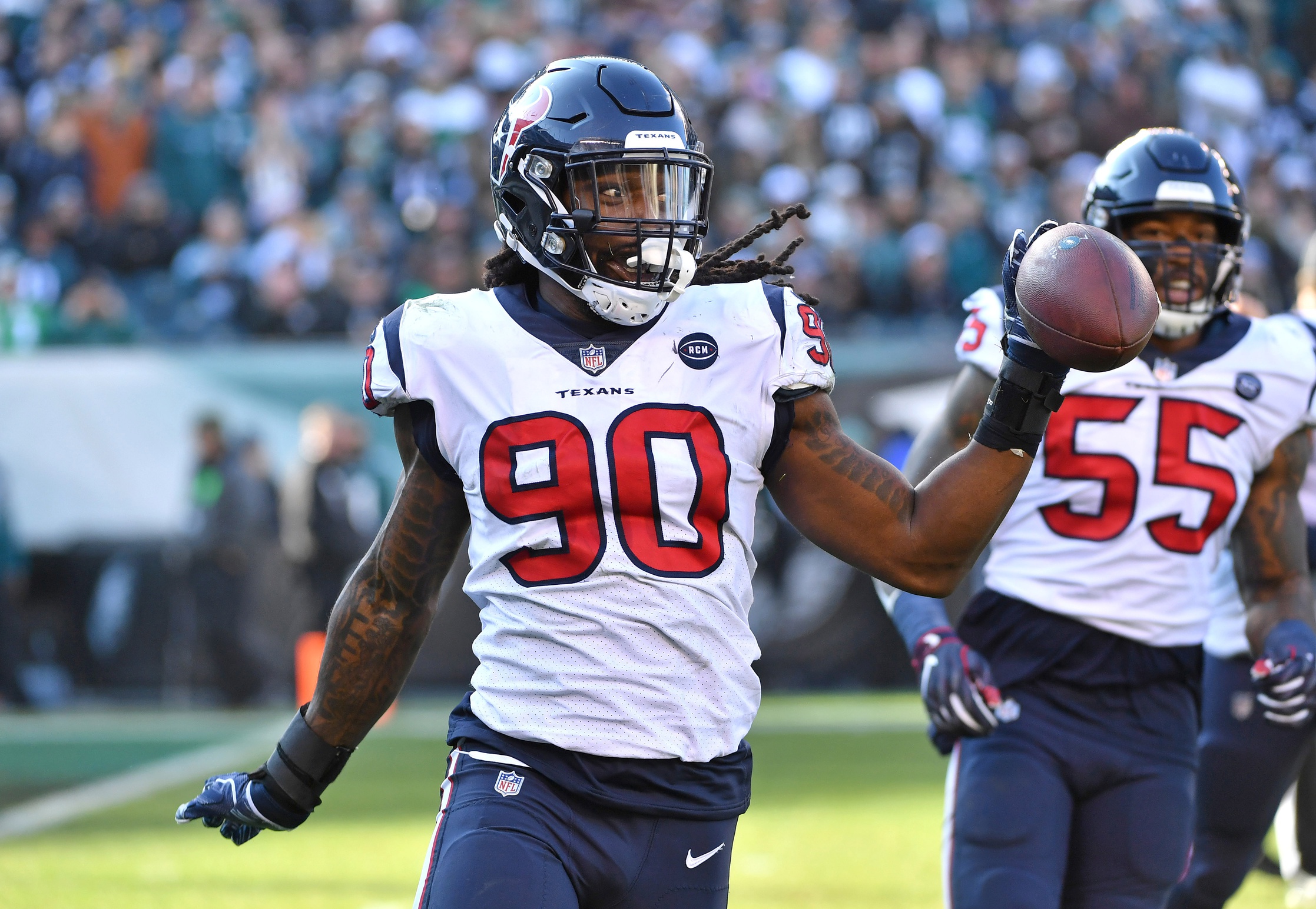 pro-despite-no-long-term-contract-texans-jadeveon-clowney-could-cash-in-with-another-quality-year