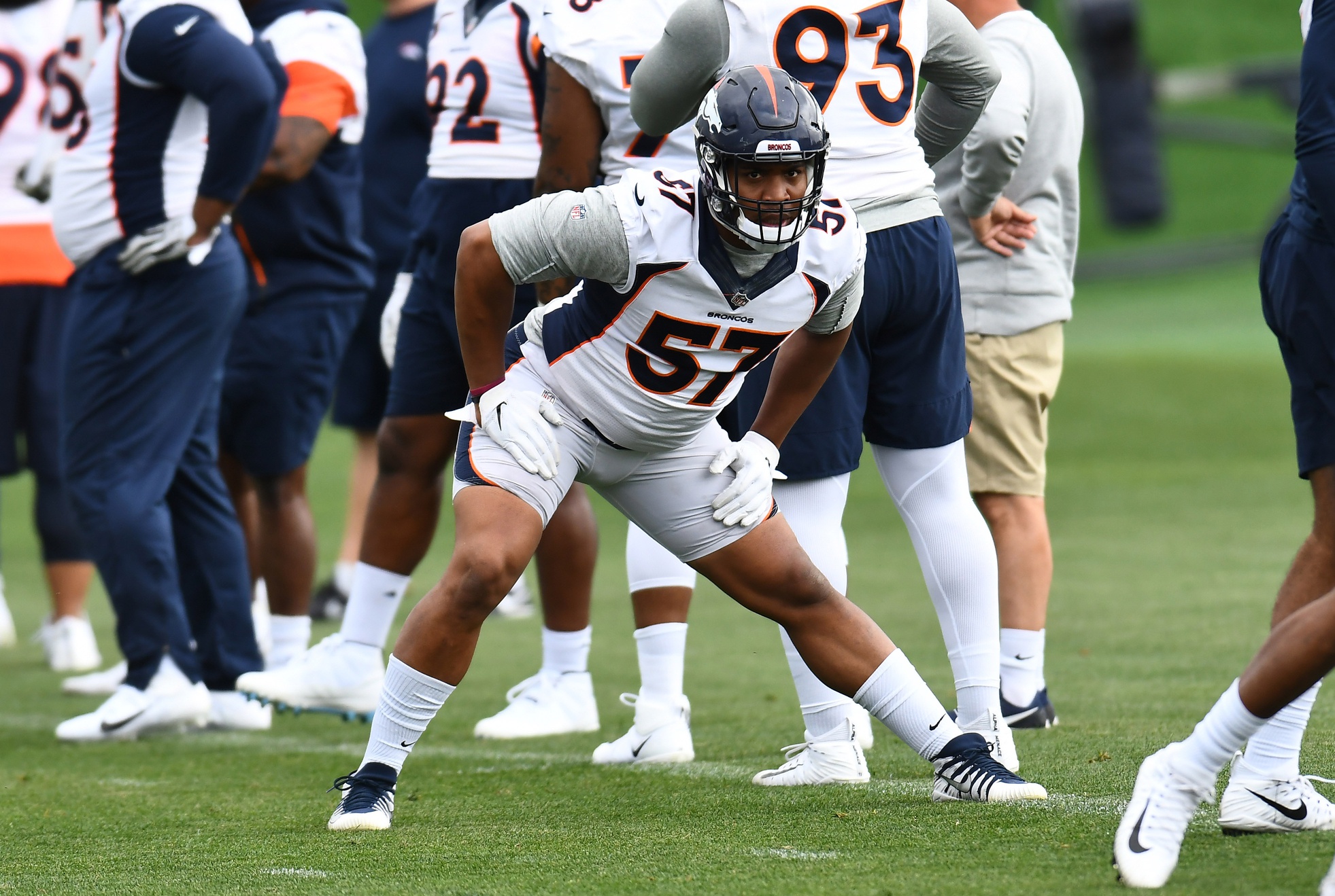 pro-demarcus-walkers-early-preseason-success-could-earn-him-a-bigger-role-with-the-denver-broncos