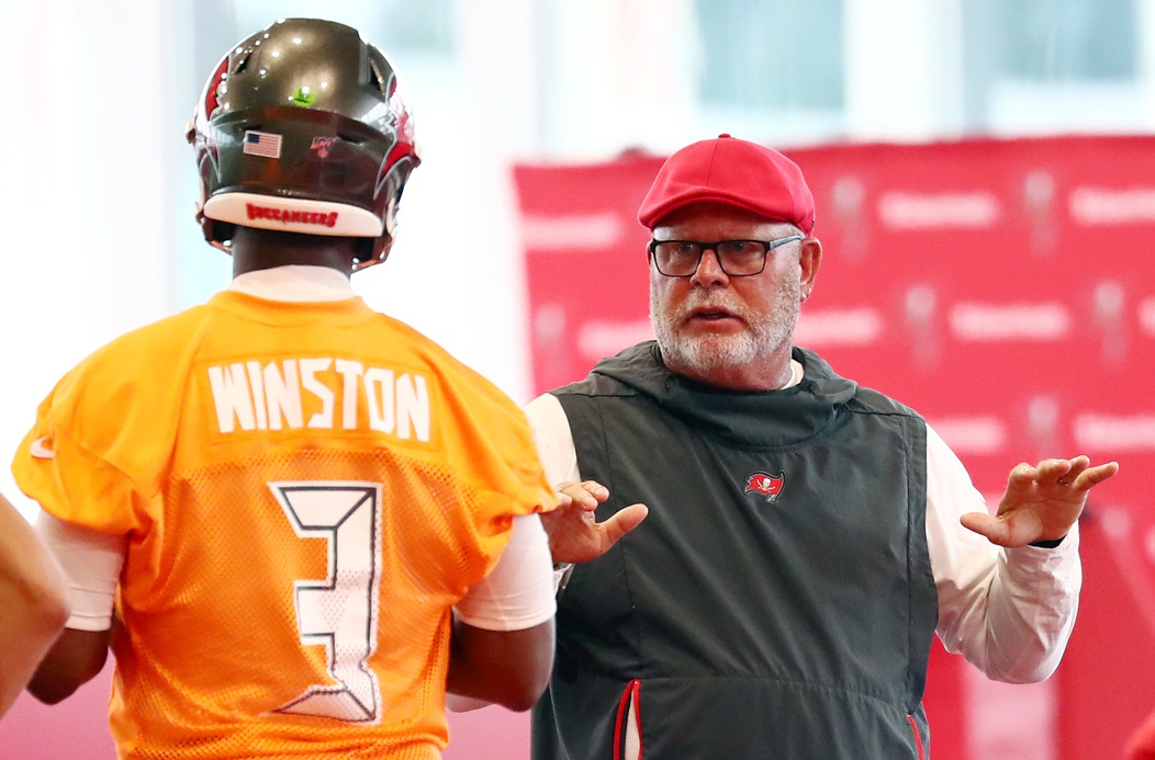 pro-z-pff-data-study-using-team-clustering-to-forecast-new-head-coach-quarterback-combinations