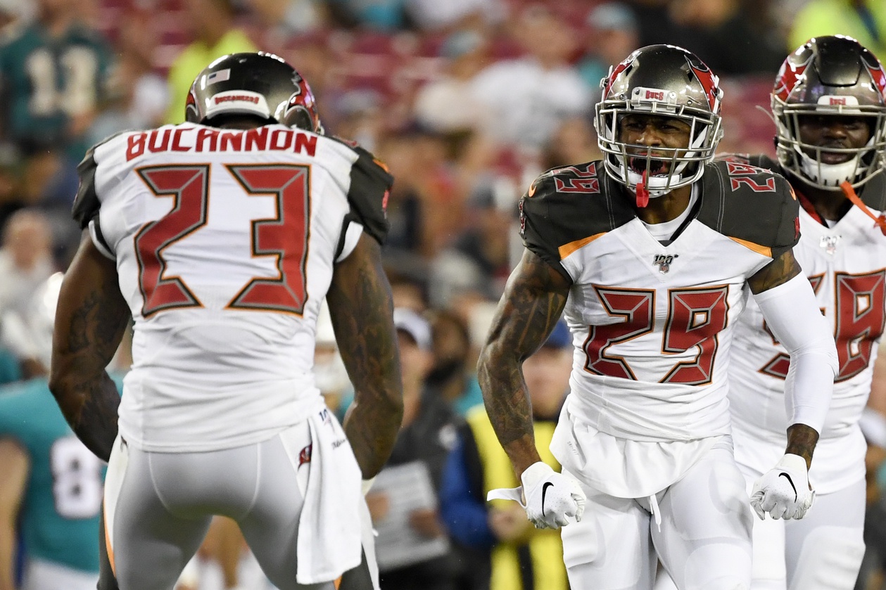 pro-pff-refocused-nfl-preseason-week-2-tampa-bay-buccaneers-16-miami-dolphins-14