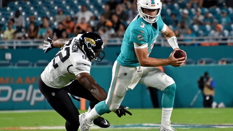 Miami Dolphins: Josh Rosen must start over Ryan Fitzpatrick 2019