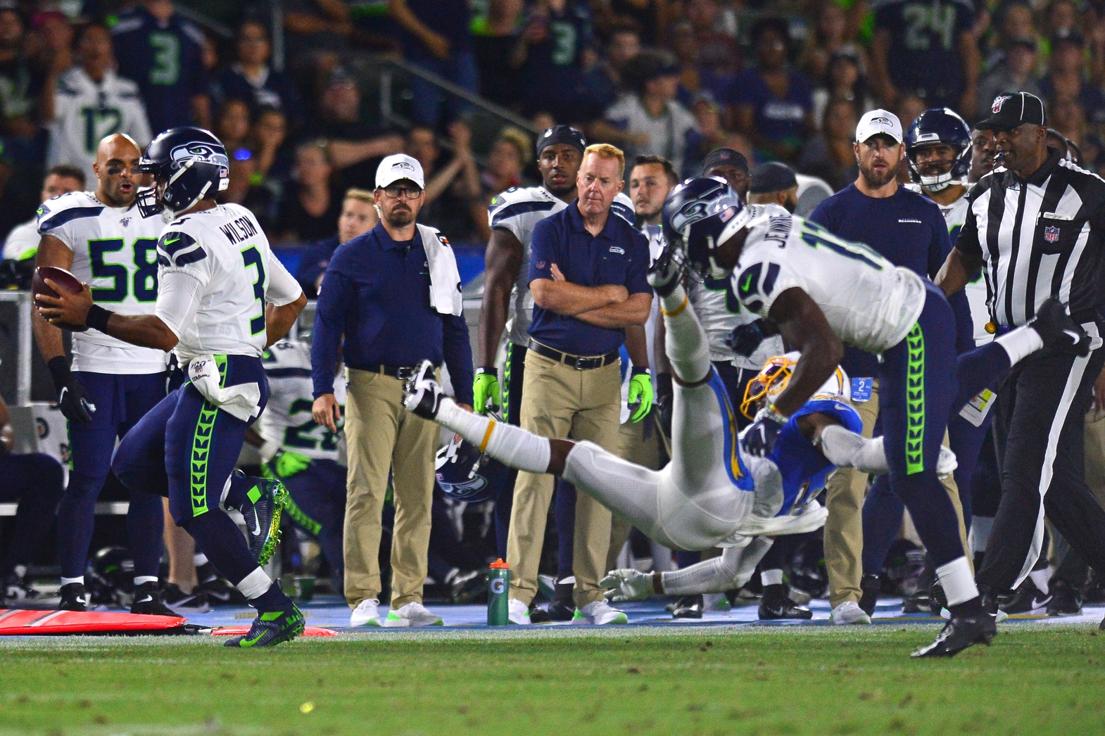 pro-pff-refocused-nfl-preseason-week-3-seattle-seahawks-23-los-angeles-chargers-15