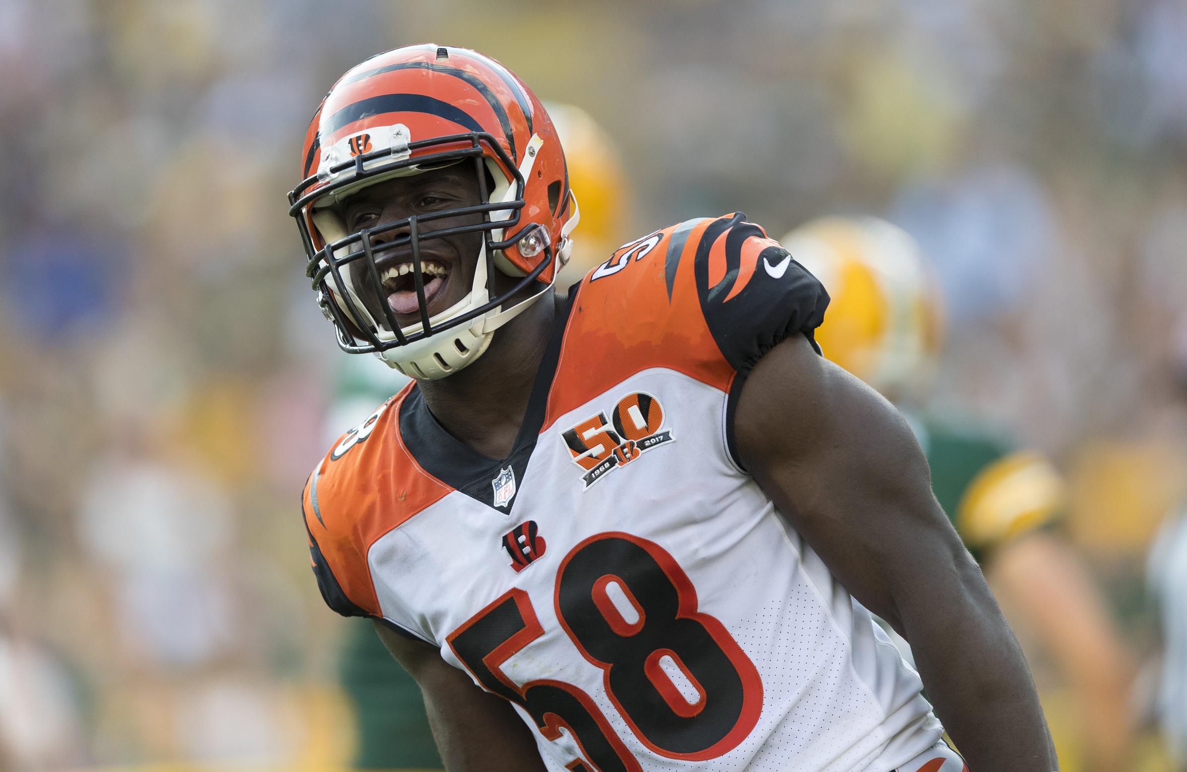 pro-bengals-carl-lawson-is-a-breakout-candidate-in-2019-bound-to-prove-doubters-wrong