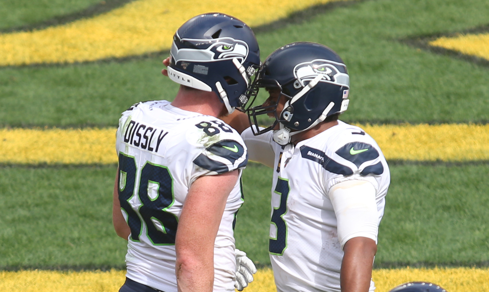 fantasy-football-dfs-data-stacks-week-6-2019