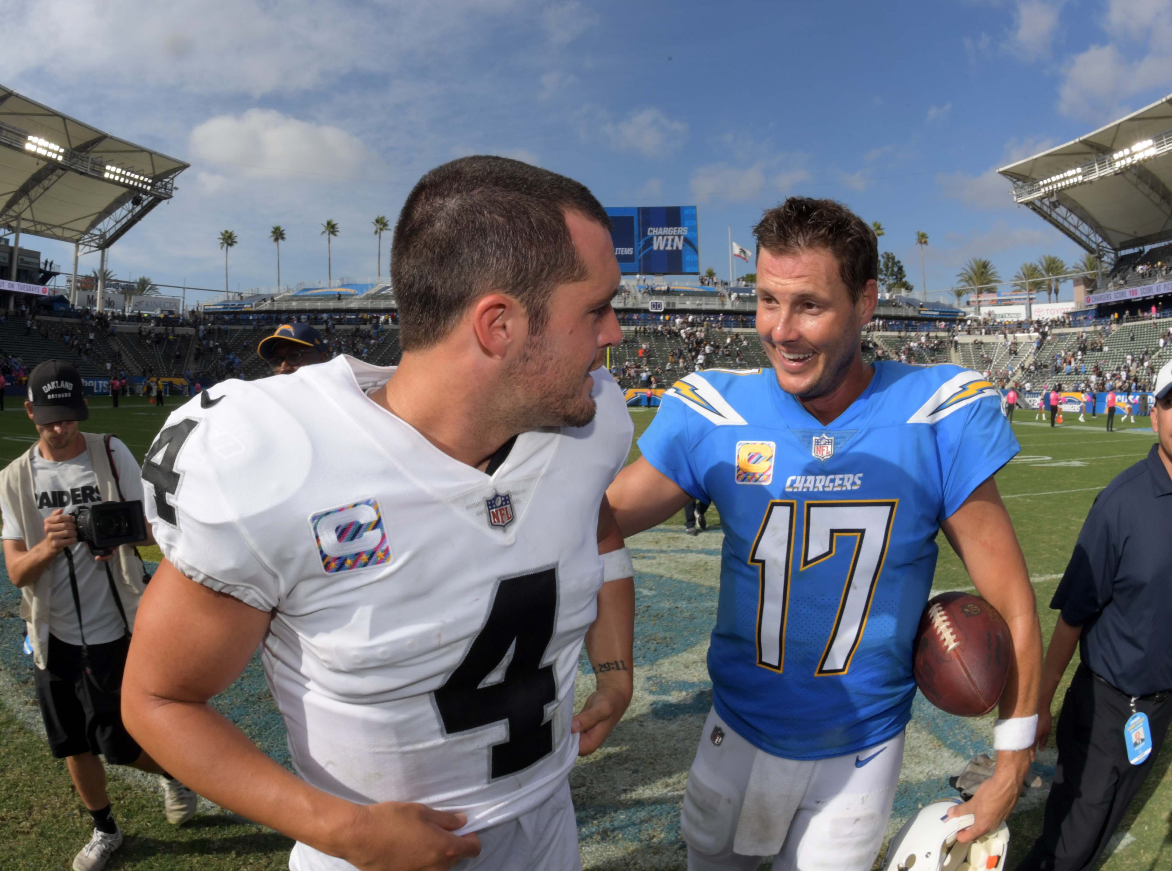 fantasy-football-draftkings-showdown-chargers-vs-raiders