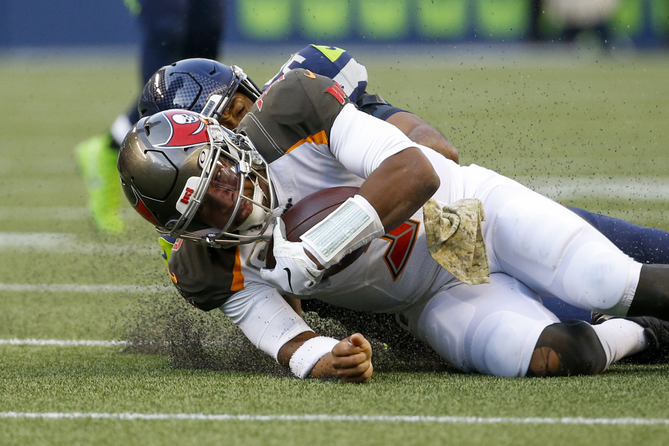 fantasy-football-dfs-locks-week-10-2019