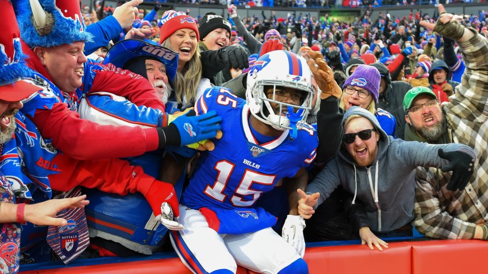 NFL Week 15 PFF ReFocused: Buffalo Bills 48, Denver Broncos 19