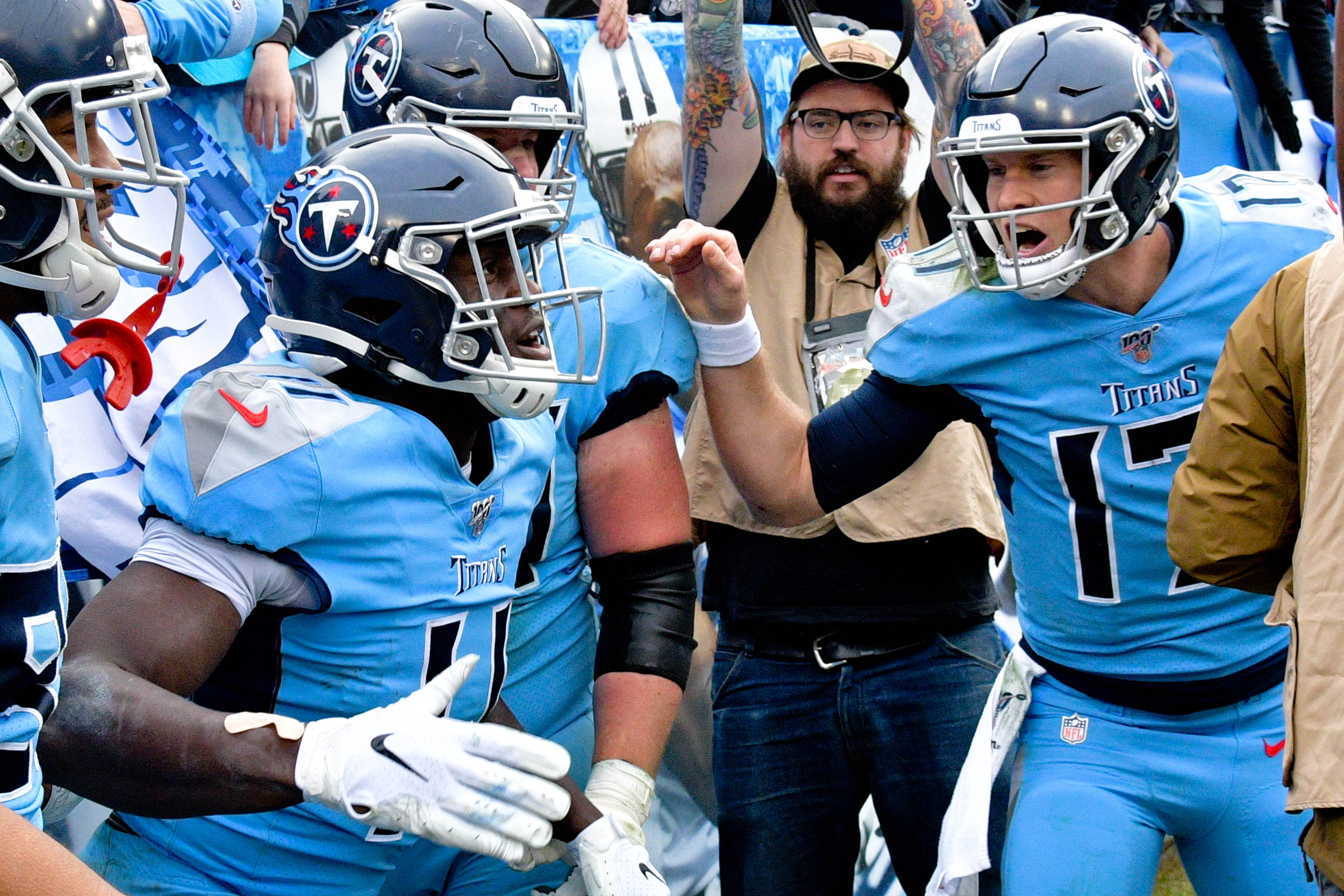 fantasy-football-dfs-data-stacks-week-16-2019