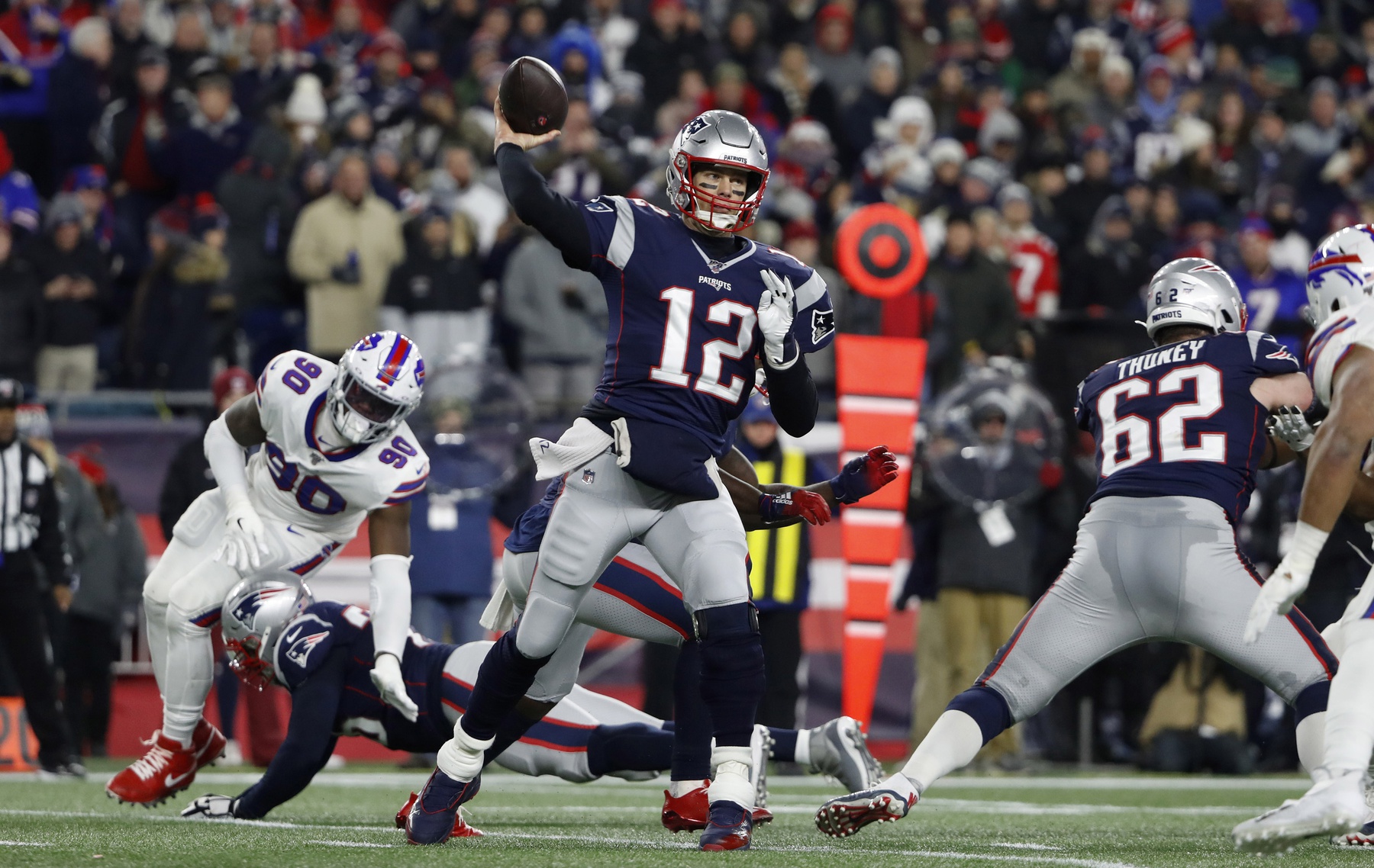 NFL Week 16 PFF ReFocused: New England Patriots 24, Buffalo Bills 17 ...