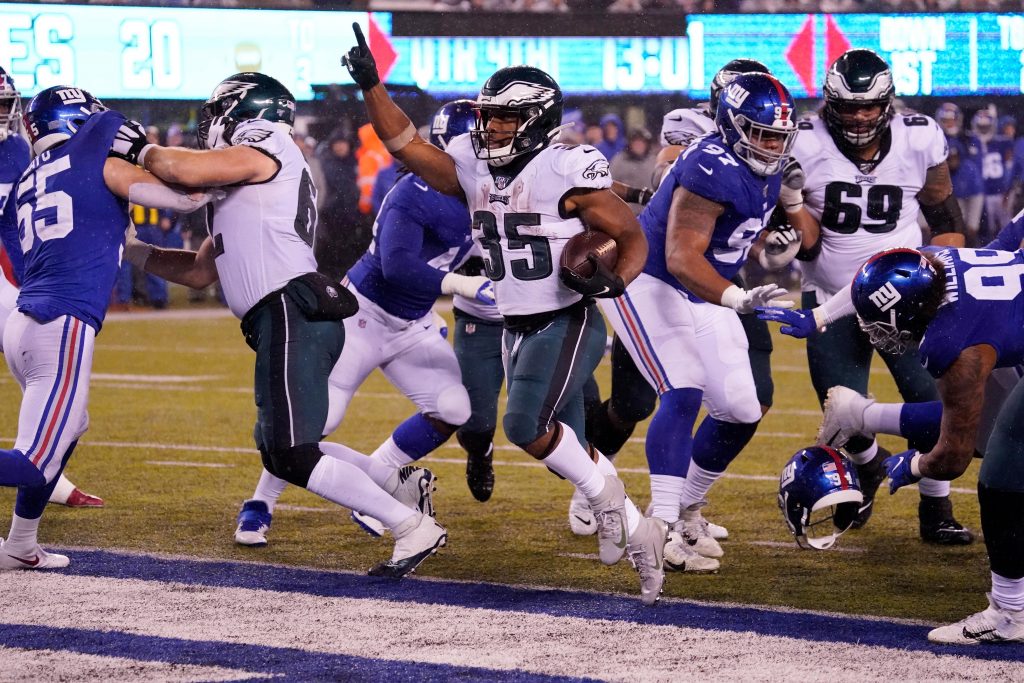 Ex-Eagles, Giants running back — N.J. native and Super Bowl hero