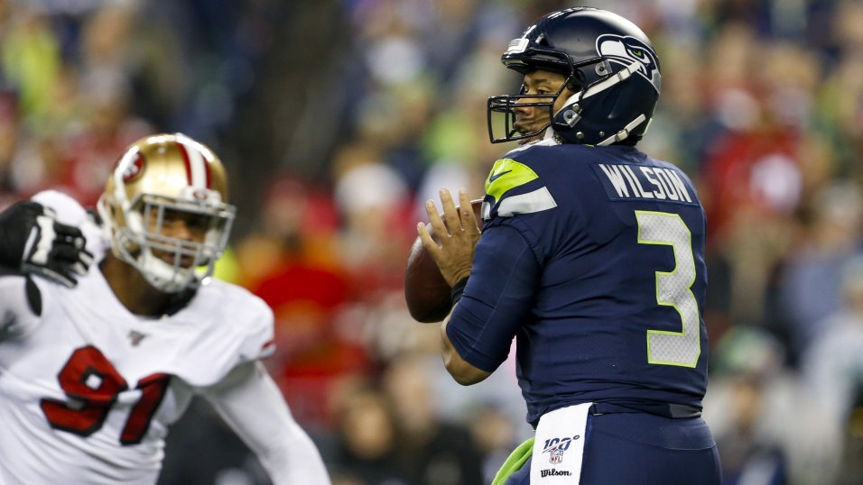 Seahawks Shut Down Bears' Russell Wilson Push