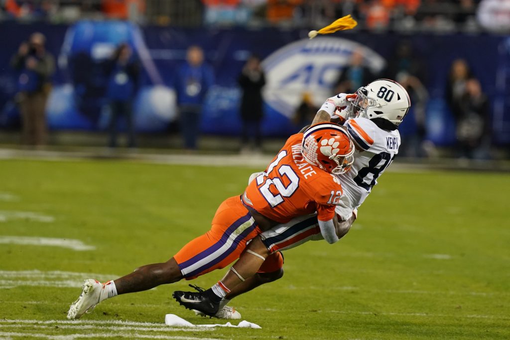 Top Senior Bowl prospects Javon Kinlaw and Kyle Dugger took very