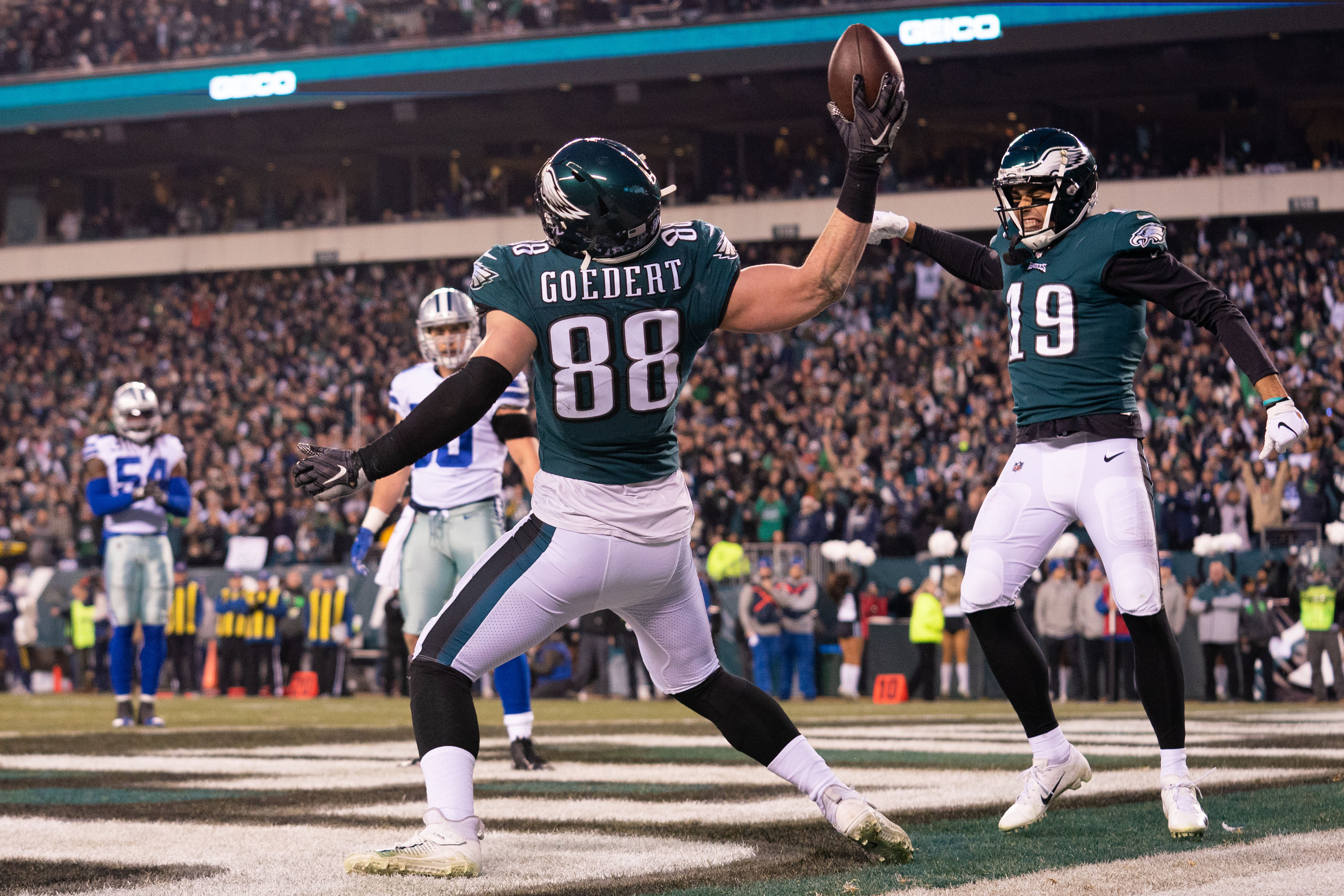 fantasy-football-dfs-focus-wild-card-round-2020