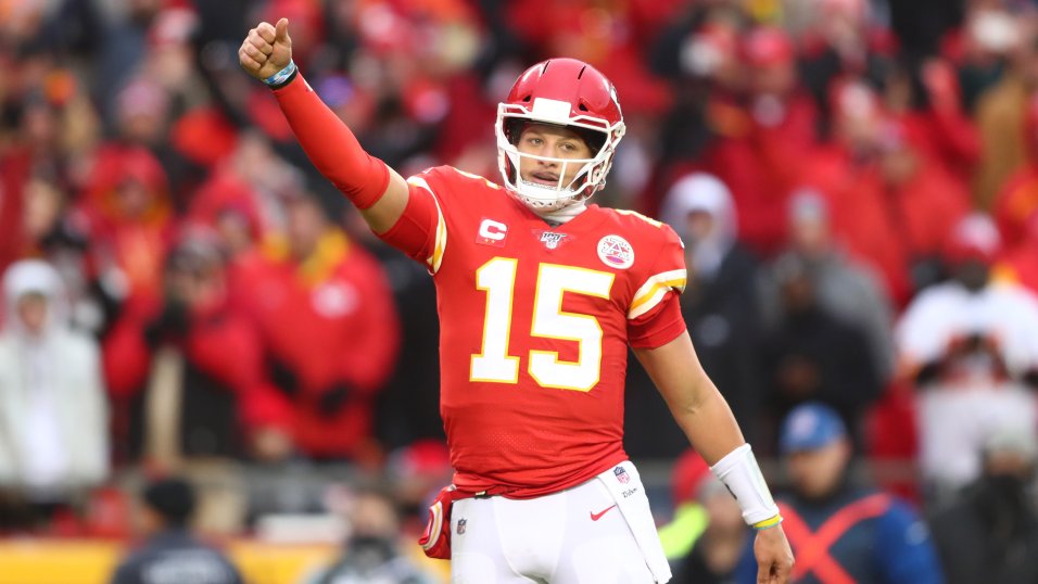 Patrick Mahomes: We lost an all-time great receiver in Tyreek Hill, but our  coaches adapted : r/nfl