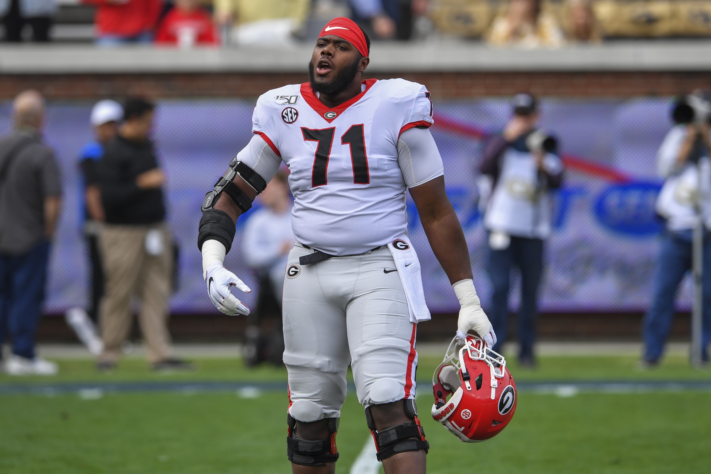 New England Patriots: 3 massive offensive tackles to target in free agency