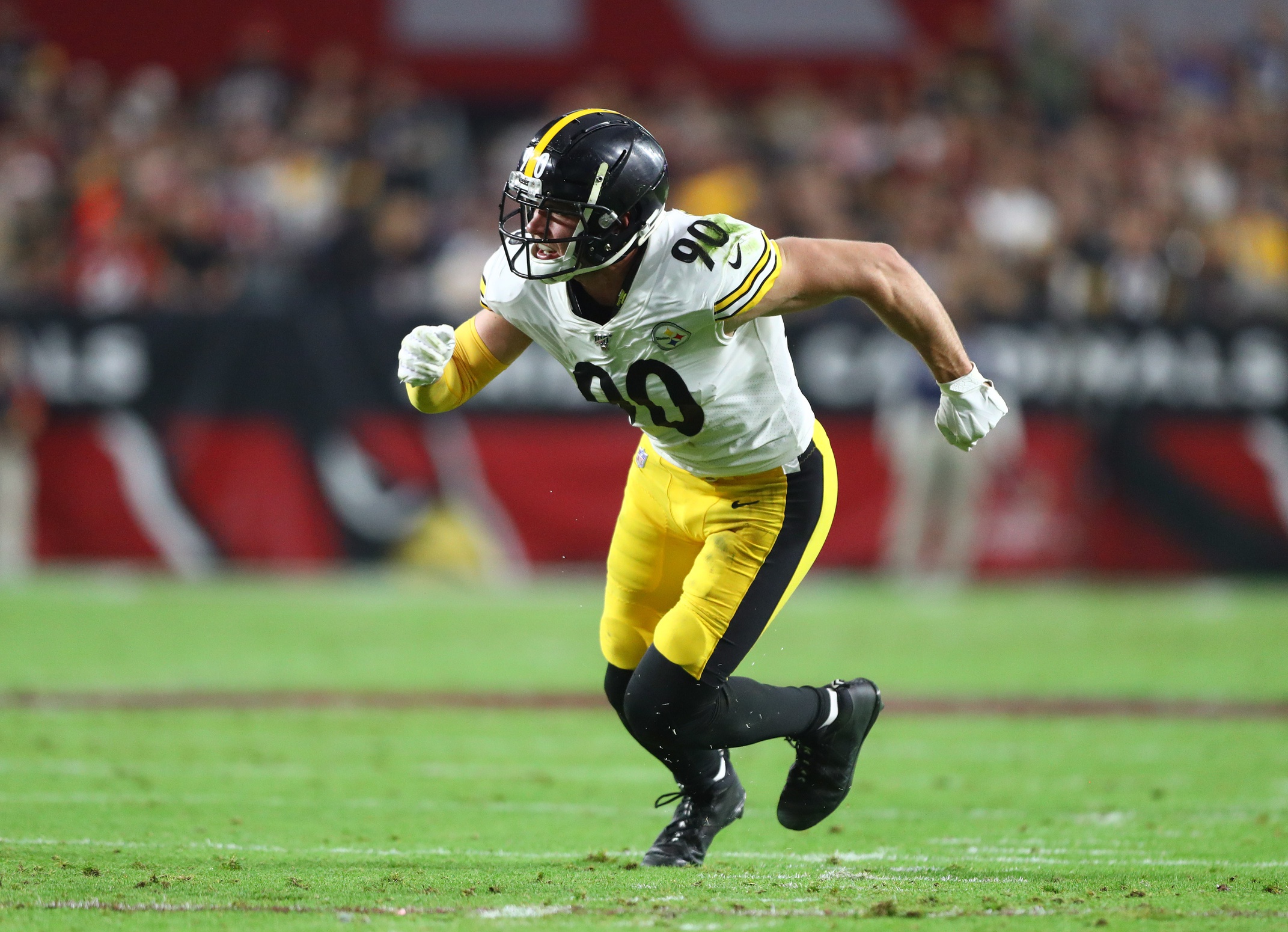 nfl-young-defensive-players-most-deserving-early-contract-extension