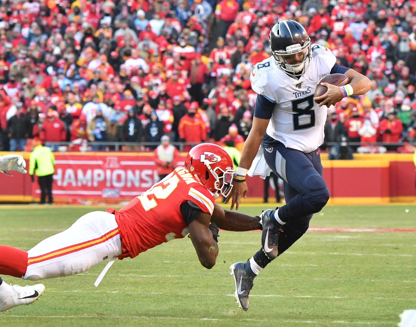 Oregon Ducks In The NFL: Marcus Mariota Begins 2016 Bigger and More Vocal  With Tennessee Titans