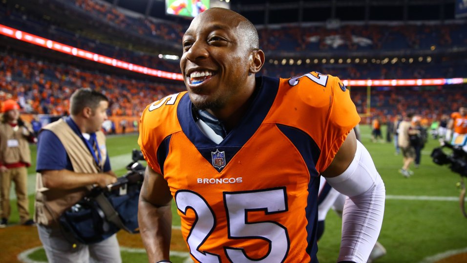 Free agent cornerback Chris Harris will sign with L.A. Chargers