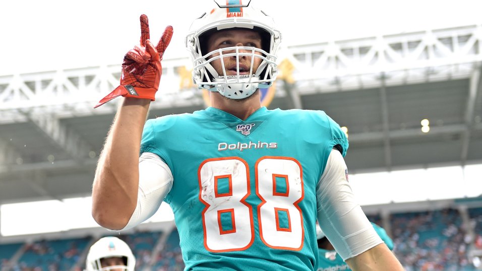 Mike Gesicki breaks out in our 2020 fantasy football projections | Fantasy  Football News, Rankings and Projections | PFF
