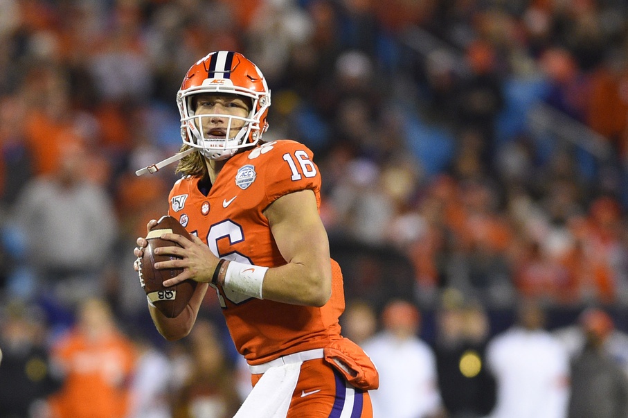 bet-college-early-look-2020-heisman-betting-odds