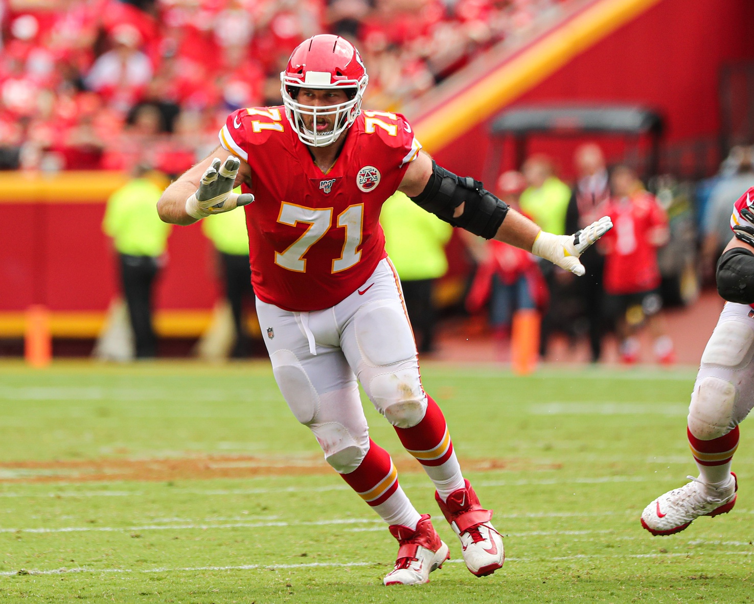 Clyde Edwards-Helaire, Demarcus Robinson, Chris Jones Are Top NFL Player  Props For Chiefs In AFC Championship