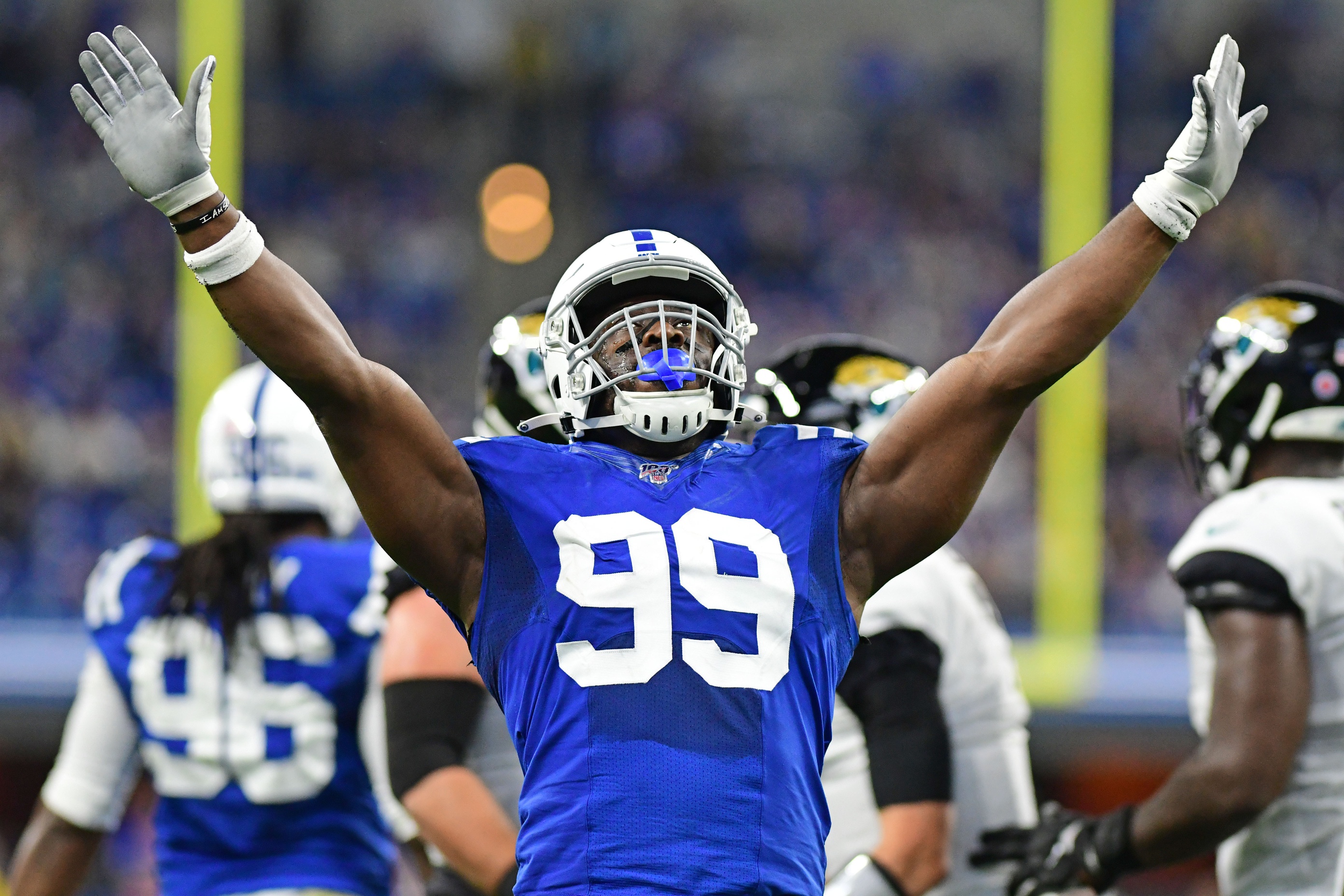 November 12, 2017: Pittsburgh Steelers wide receiver Antonio Brown (84)  during pregame of NFL football game action between the Pittsburgh Steelers  and the Indianapolis Colts at Lucas Oil Stadium in Indianapolis, Indiana.