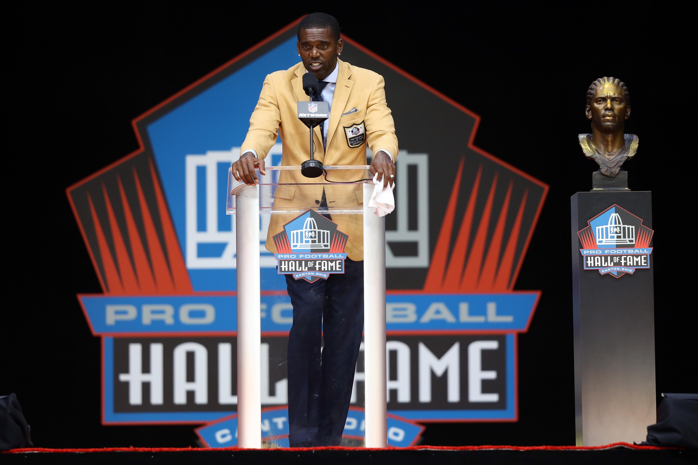 ESPN's Randy Moss Named to Pro Football Hall of Fame Class of 2018