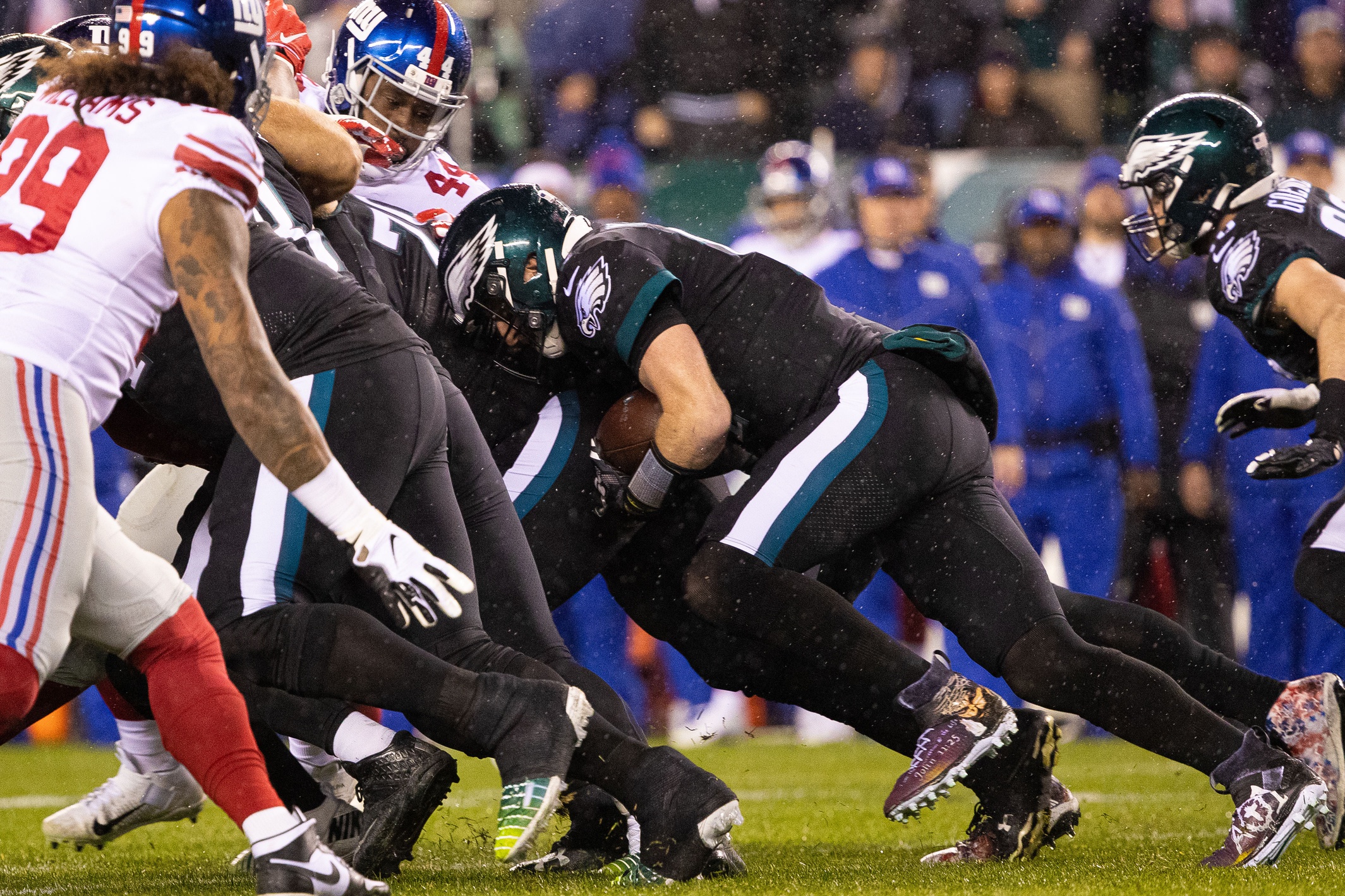 nfl-just-fall-forward-nfl-teams-qb-sneak-underutilized