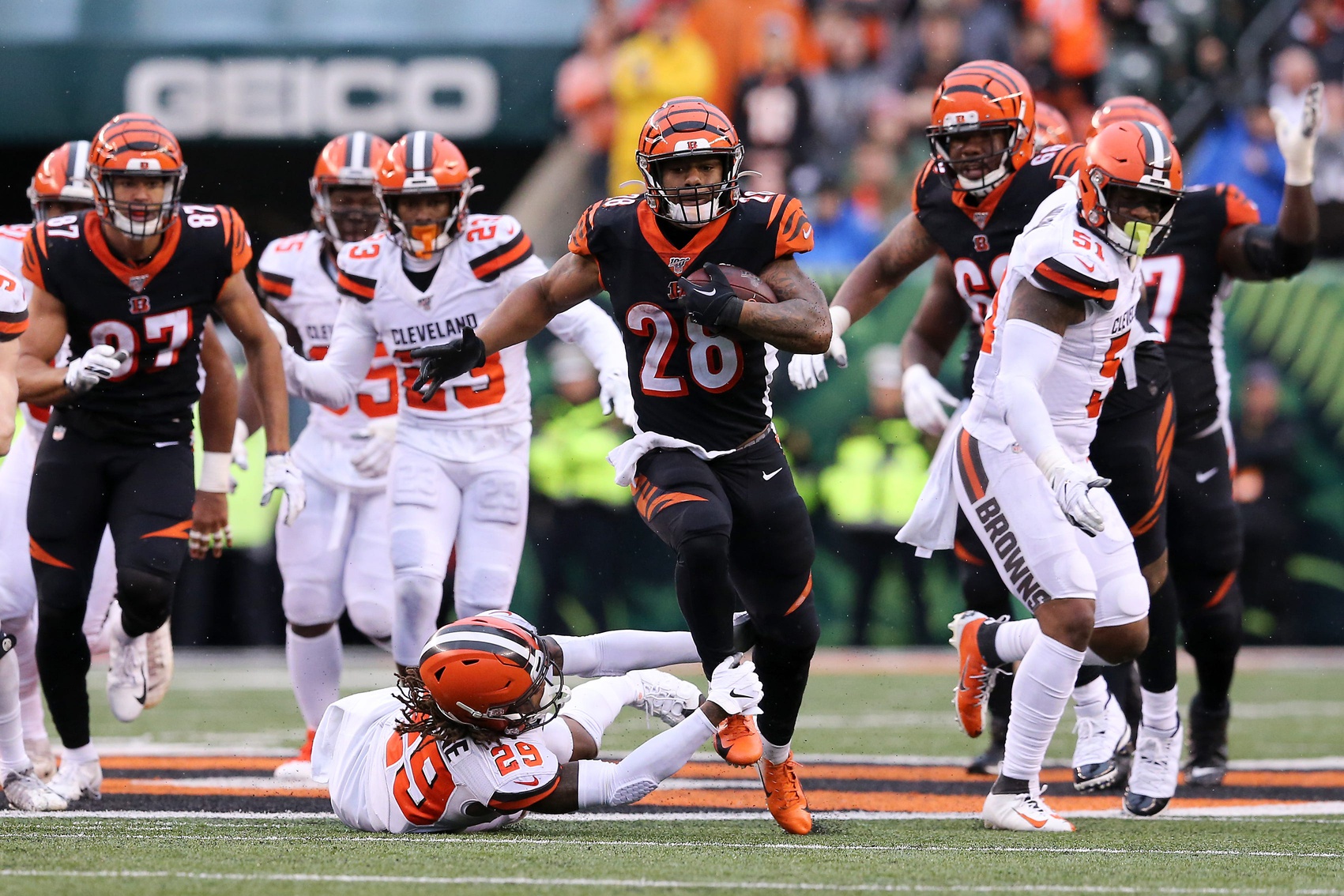 fantasy-football-fantasy-football-mailbag-thoughts-on-joe-mixon-derrick-henry-devante-parker-and-dynasty-strategy
