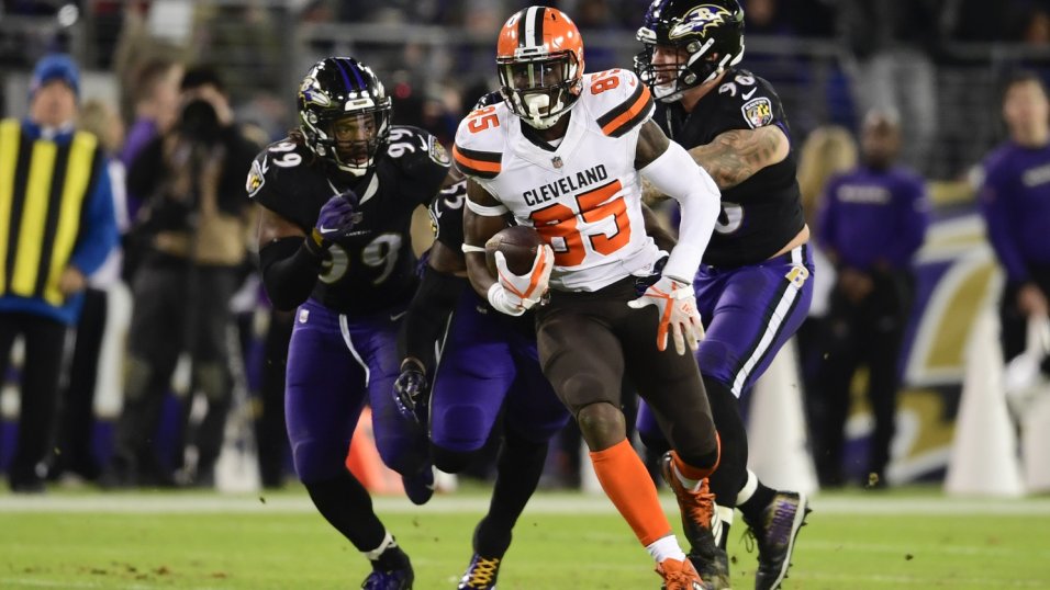 Browns TE David Njoku walks back trade request