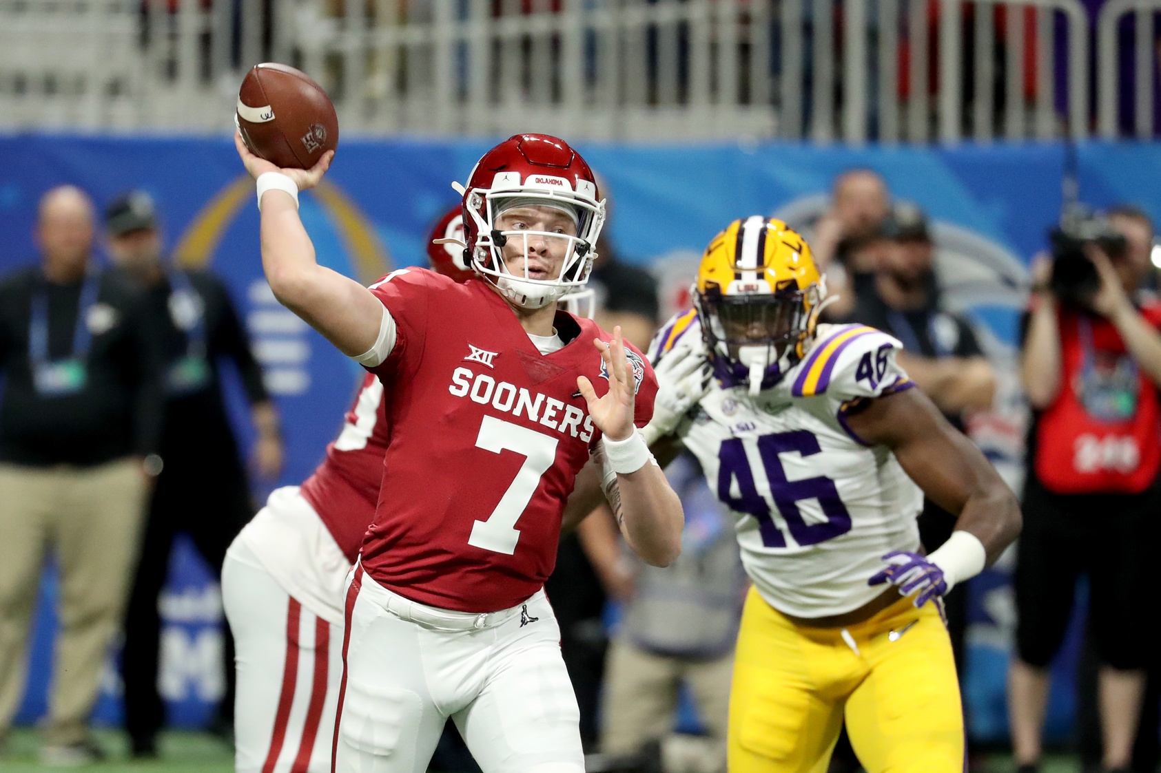 college-football-ranking-the-2020-heisman-favorites-by-the-difficulty-of-their-offensive-scheme