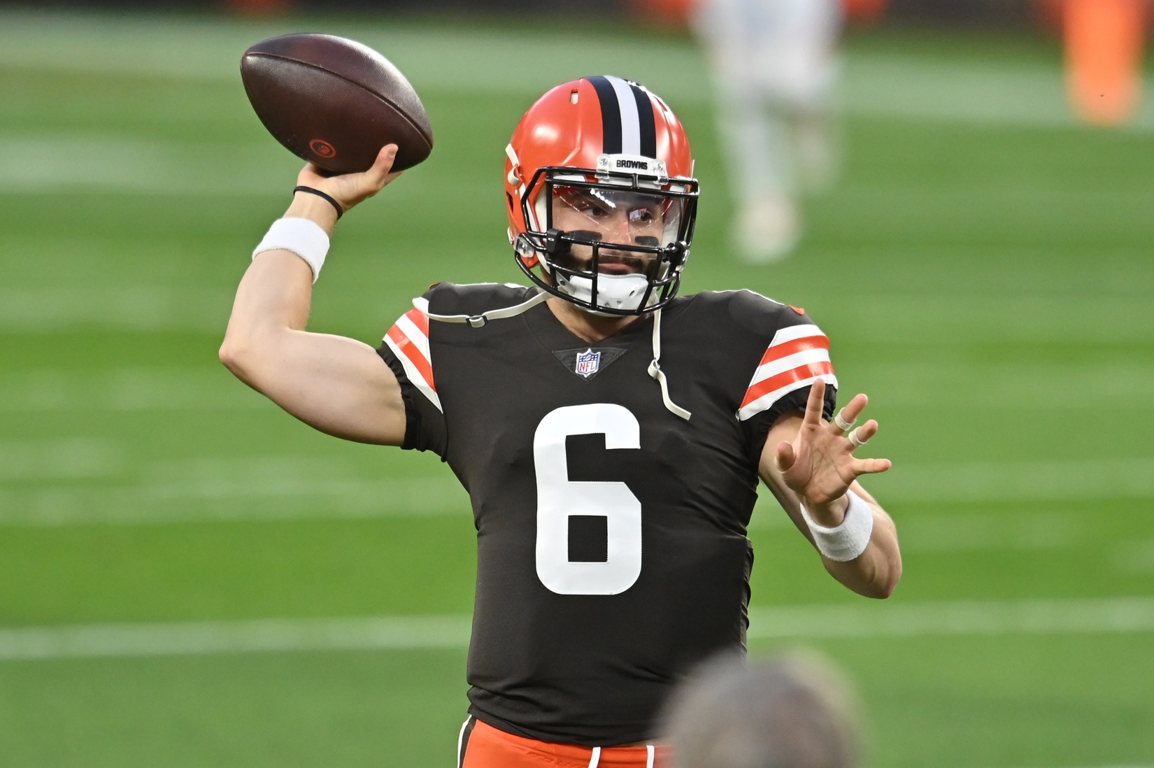 nfl-baker-mayfield-demonstrates-the-promise-of-his-rookie-season-in-an-assured-tnf-performance