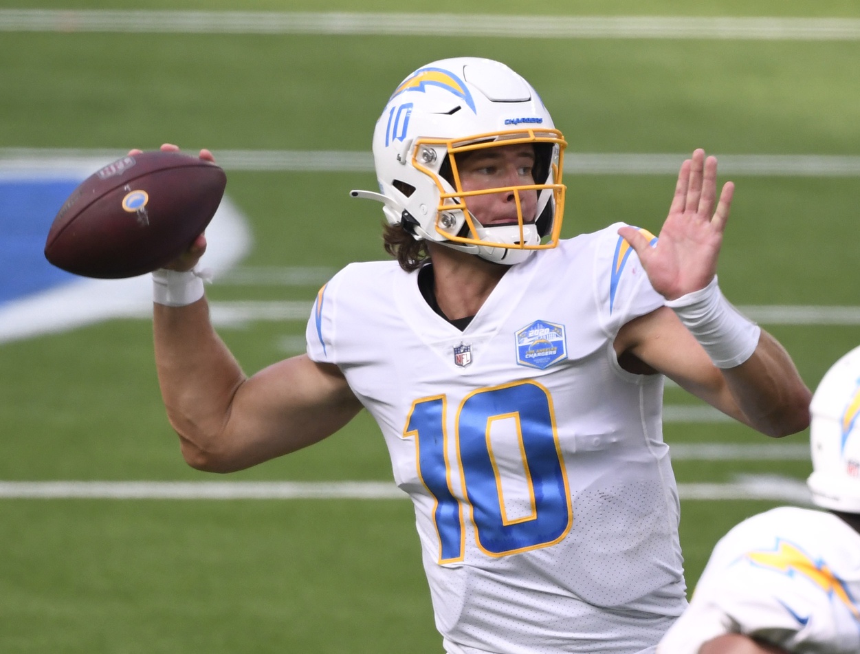 Justin Herbert's impressive debut vs. Chiefs presents looming QB decision  for Chargers HC Anthony Lynn