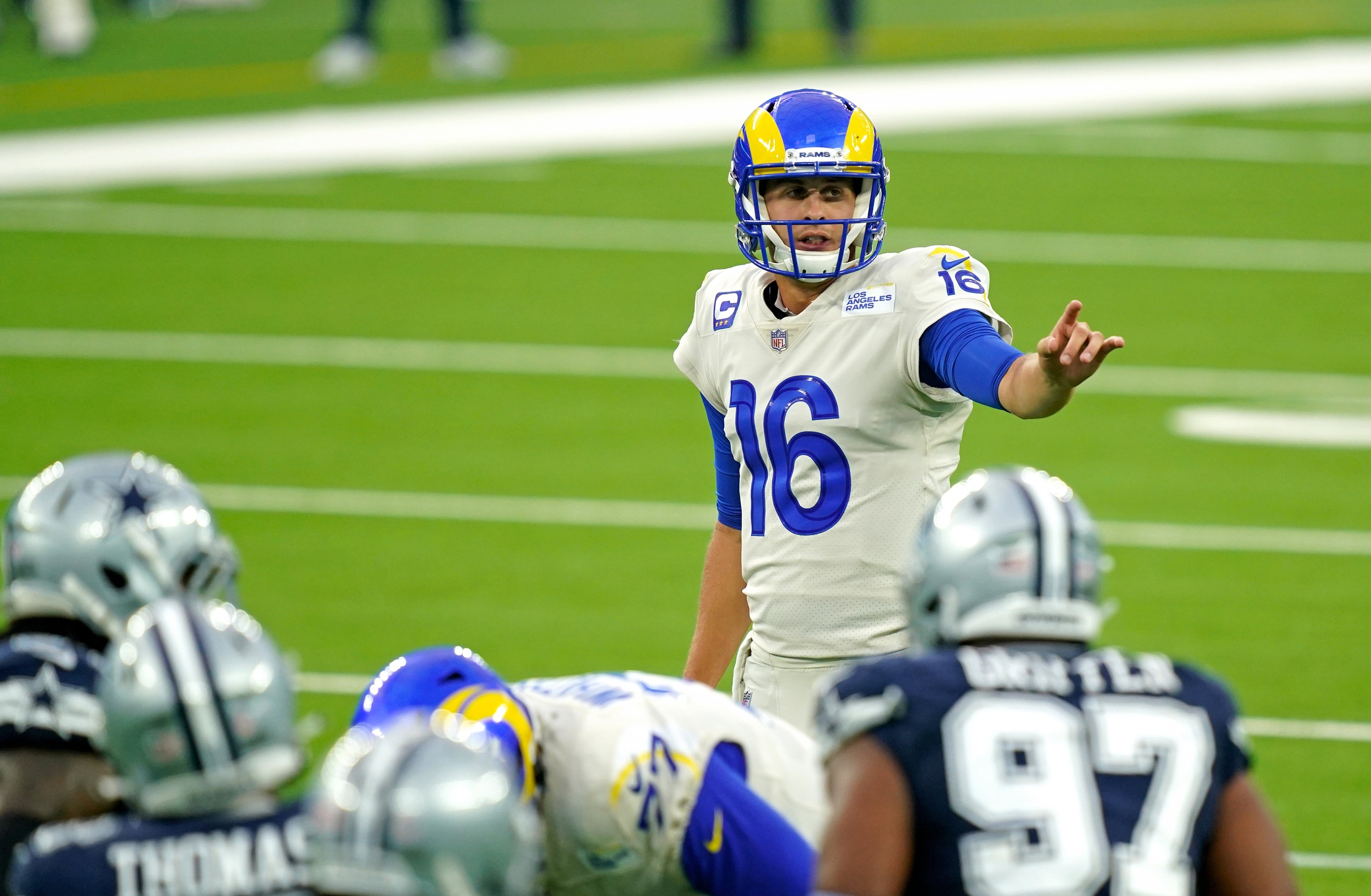 nfl-draft-teams-pay-extra-trading-up-quarterbacks