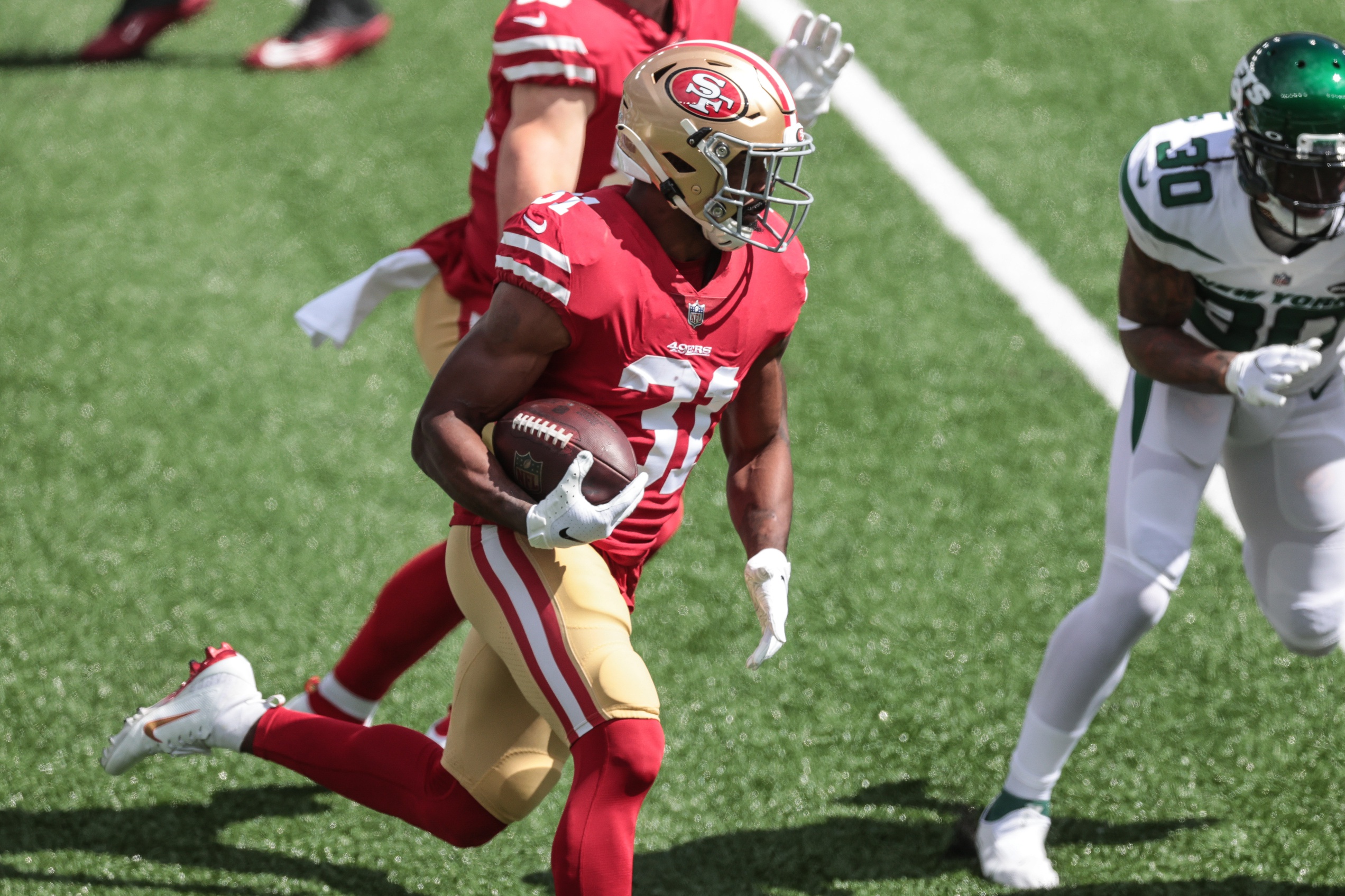 fantasy-football-mid-late-round-steals-target-2021-fantasy-best-ball-leagues