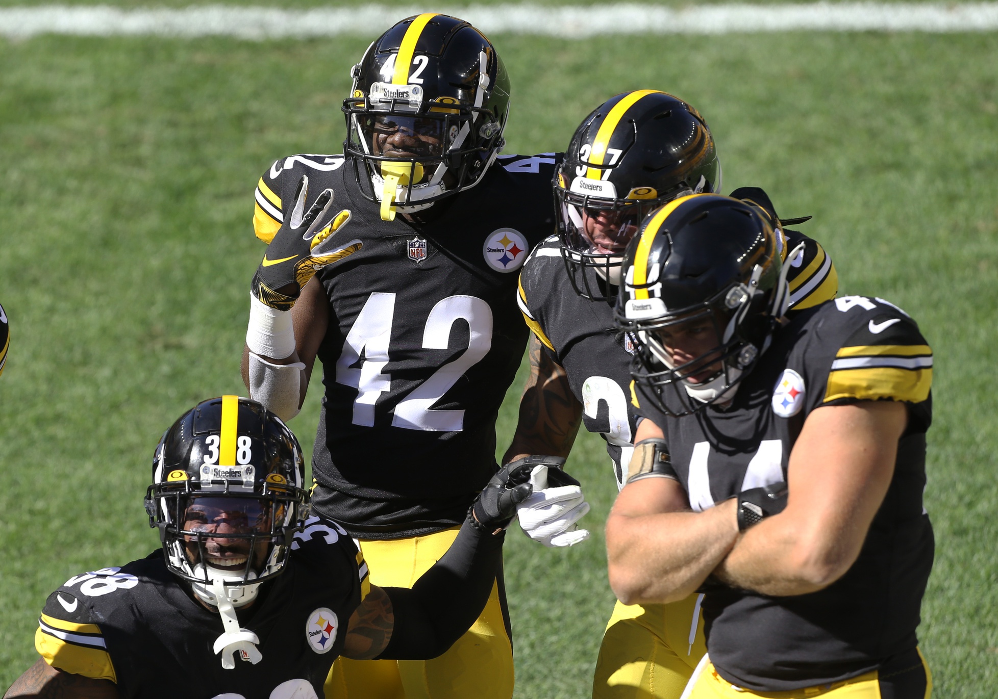 PHOTOS: Denver Broncos take on Pittsburgh Steelers in Week 2